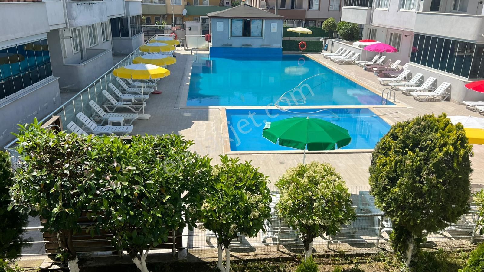 Denize Sıfır & Havuzlu Sitede & Yayla Gibi Daire & Ara Kat 2+1