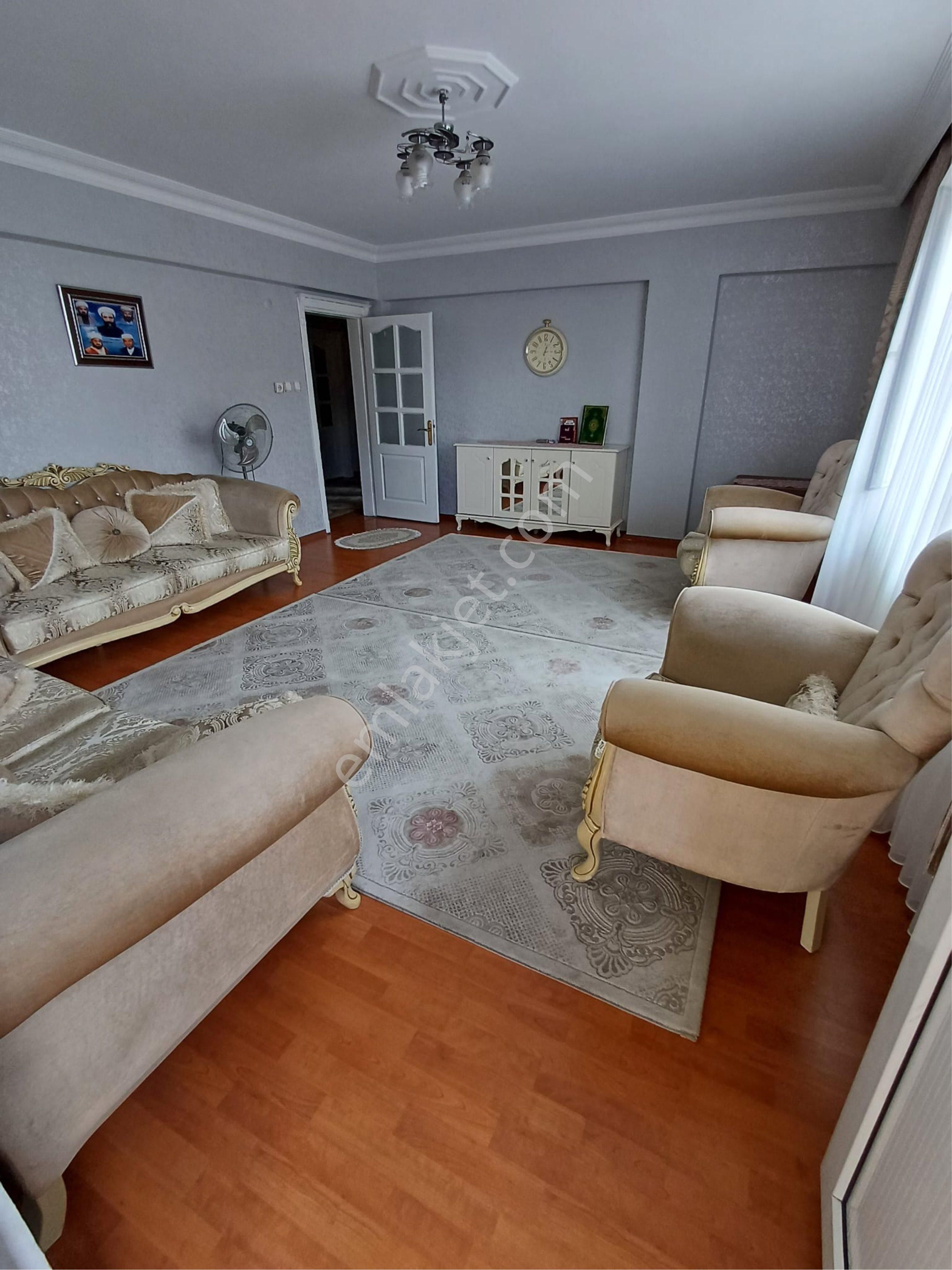42 Evler De 155 M 3+1 Satılık Daire