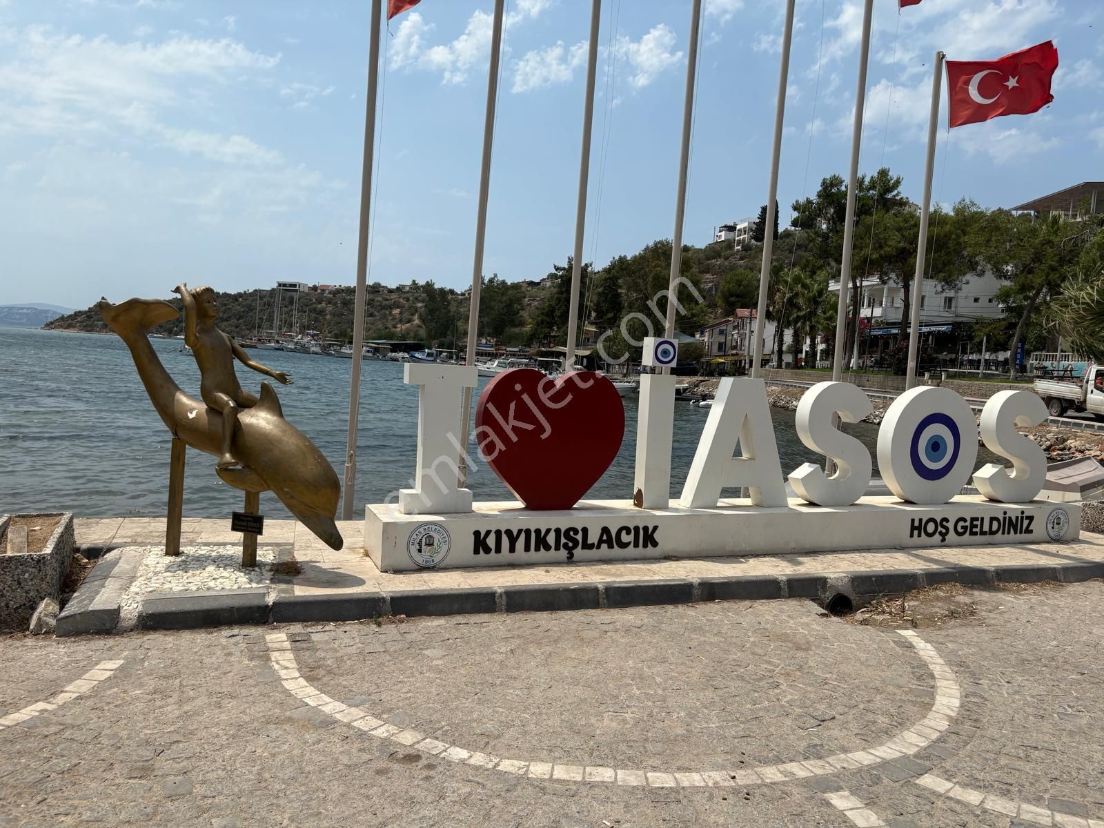 Denız Manzaralı Tarıhı İasos Lımanının Yanında Satılık Vılla