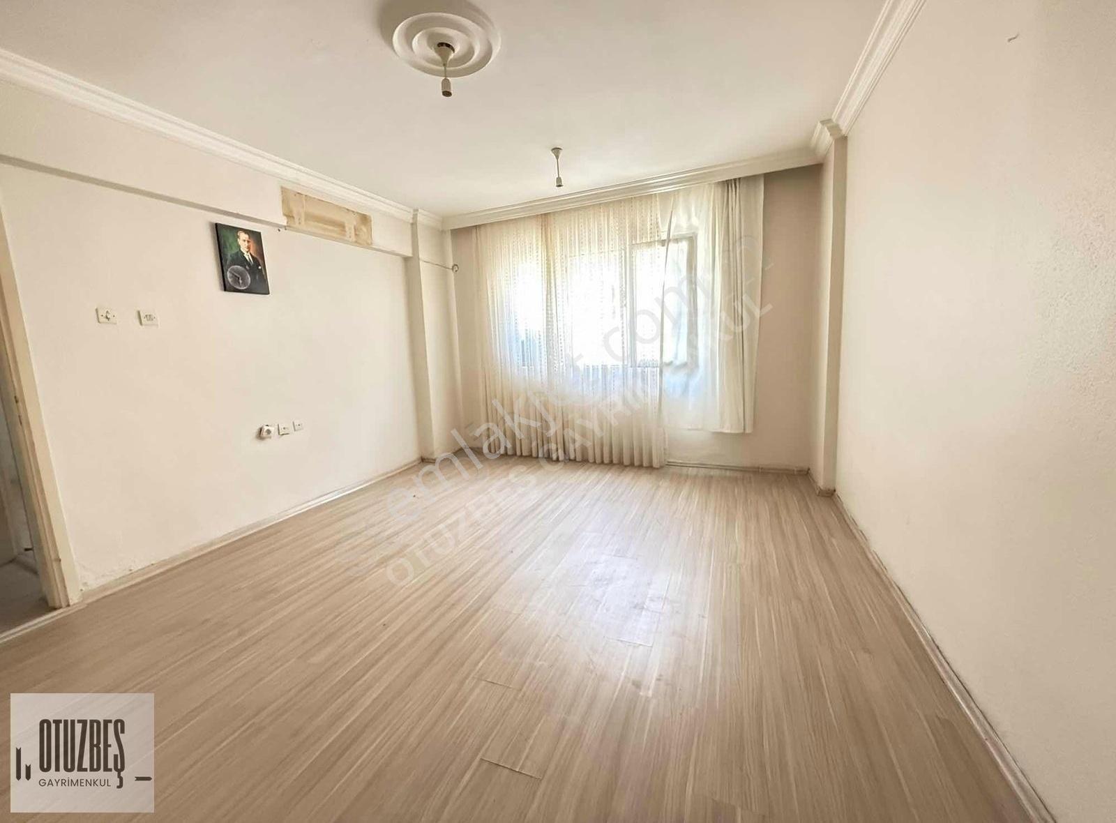 Otuzbeş'ten Bahçelievler Delta Koleji Yakını 2+1