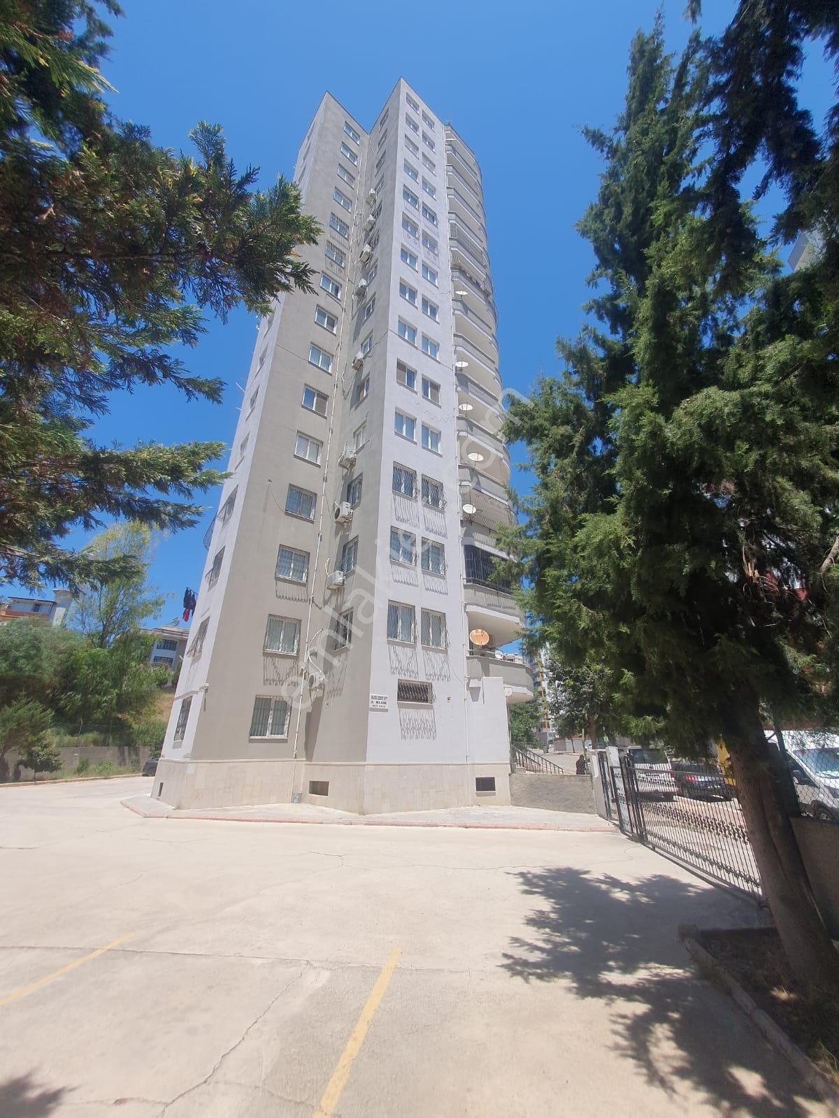 Acill Satılık!! Sanrıkent Sitesinde Satılık Tek Daire!!
