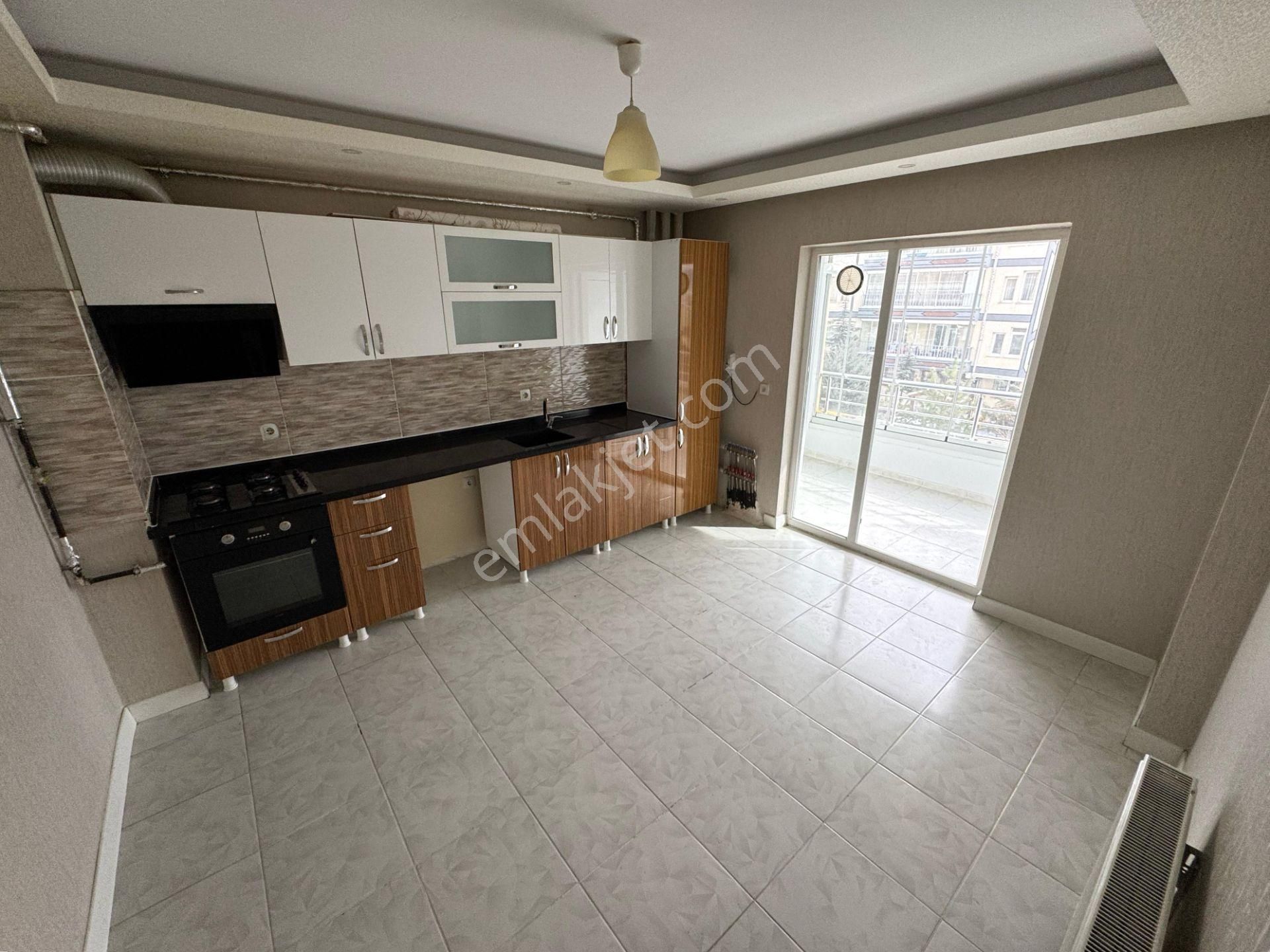 Evim Ankara'dan Kanuni'de Klasik Daire Fiyatına 3+1 Full Yapılı Site Dairesi Kaçmaz!!