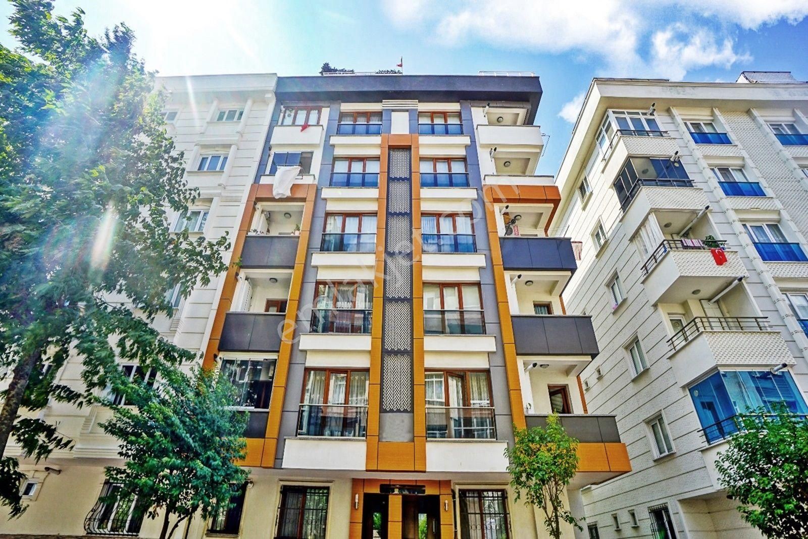 Weal World' Den Siyavuşpaşa Belediye Yakını, 9 Yıllık, Lüks Bahçe Katı ...