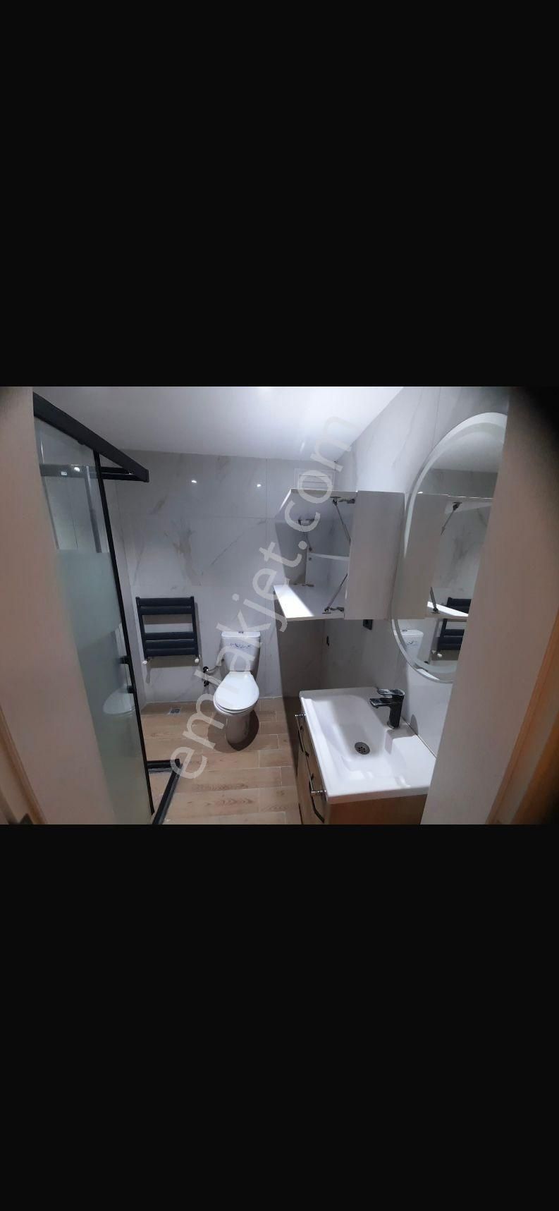Asmalıevlerde Paü Yakını Cam Balkonlu 2+1 Sıfır Eşyalı Apart