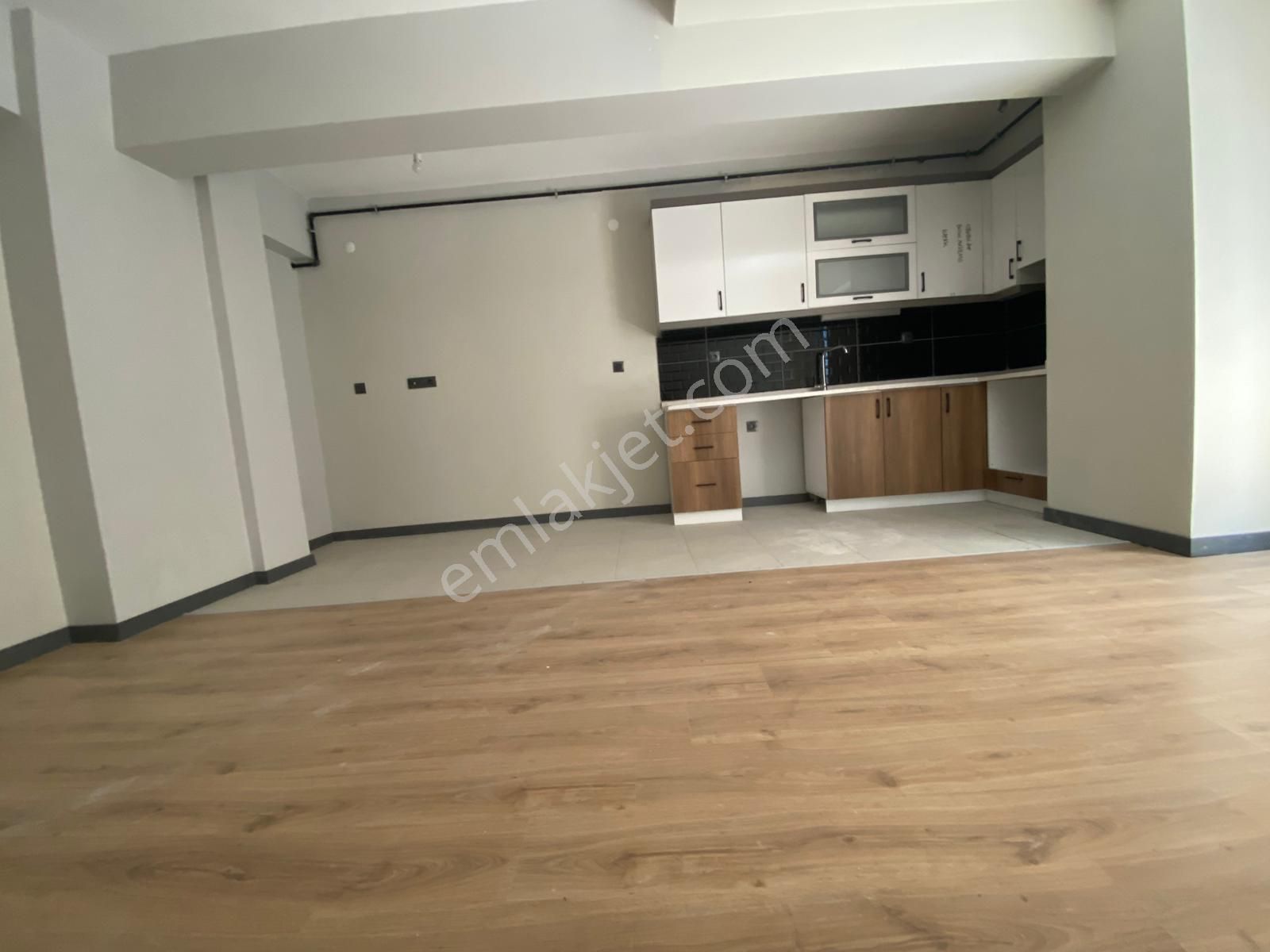 Gaziosmanpaşa Bağlarbaşı 7/a 1.etap Satılık 65m2 1+1 Giriş Kat Site İçi Daire - Görsel 3