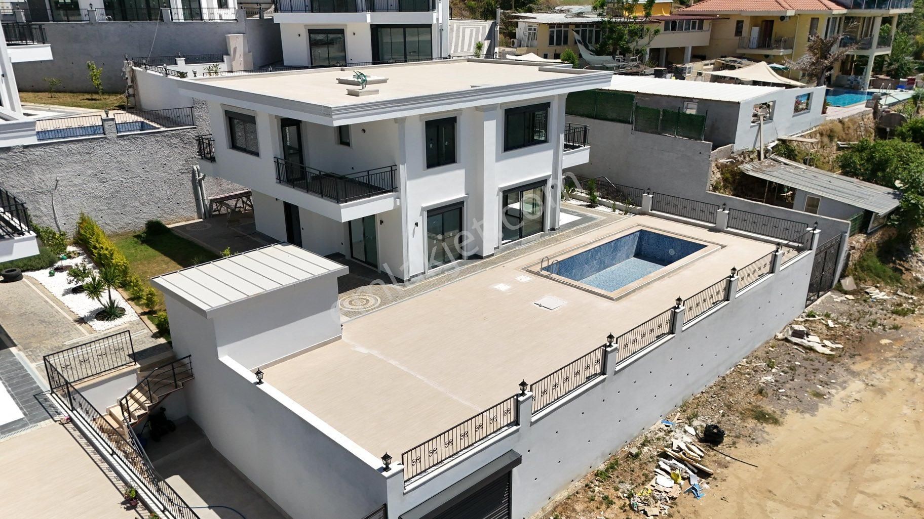 Kargıcak’da Acil Satılık 4+1 Sıfır Geniş Villa - Görsel 2