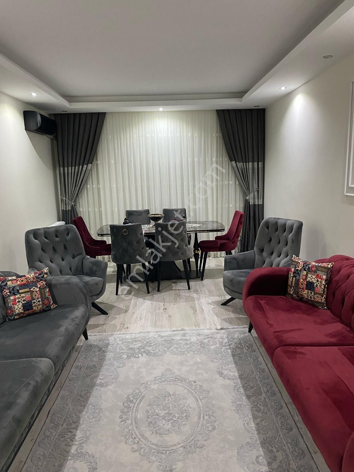 Tekirdağ Süleymanpaşa Çiftlikönü Mahallesinde Ebeveyn Banyolu 3+1 Satılık Daire