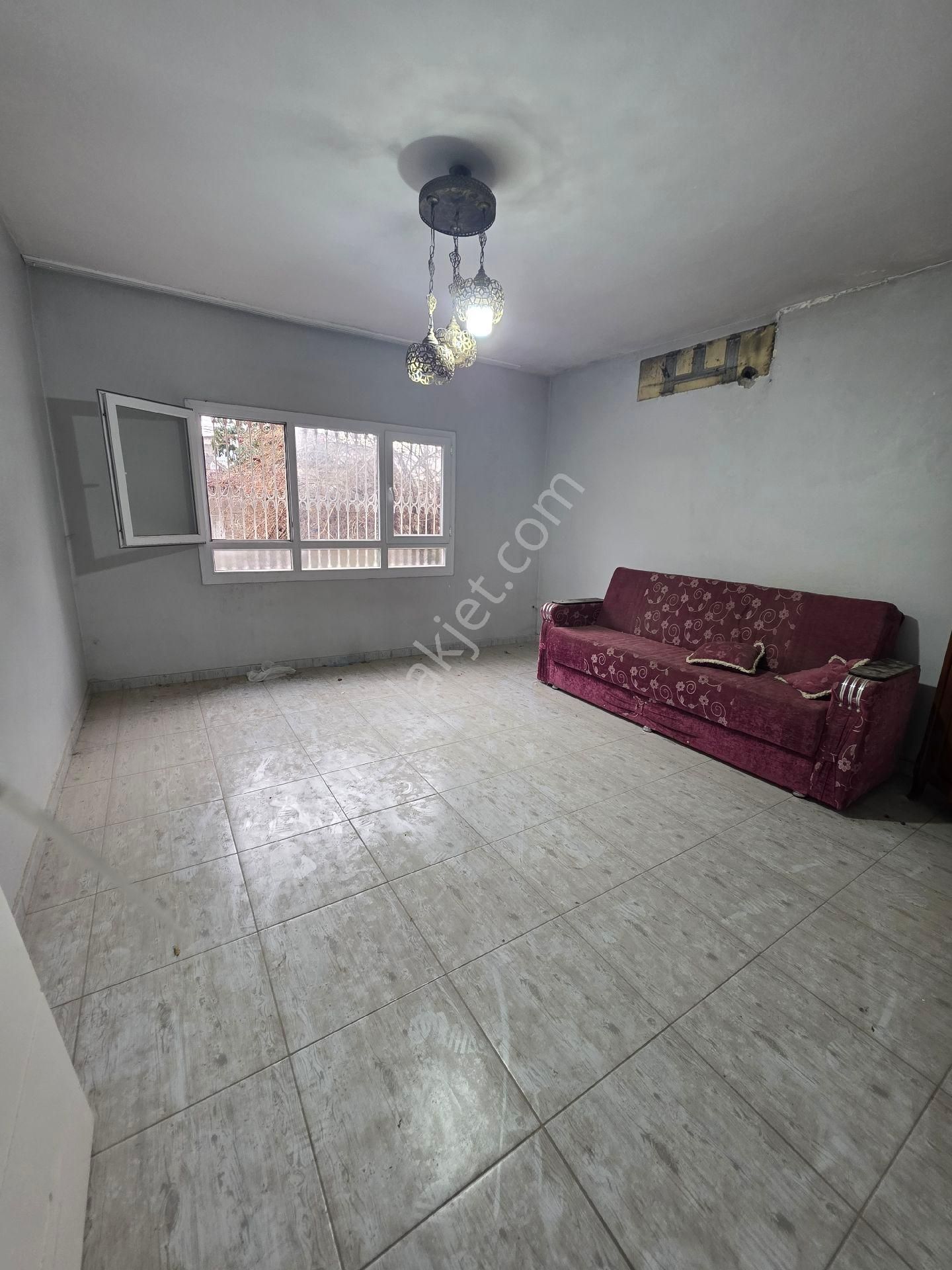 Yenibey Mahallesi307 M² Arsa İçinde 2+1 Bahçeli Müstakil Ev - Görsel 13