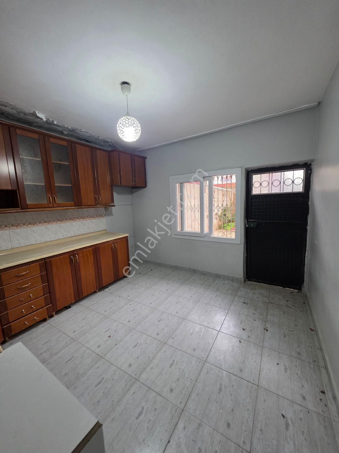 Yenibey Mahallesi307 M² Arsa İçinde 2+1 Bahçeli Müstakil Ev - Görsel 5