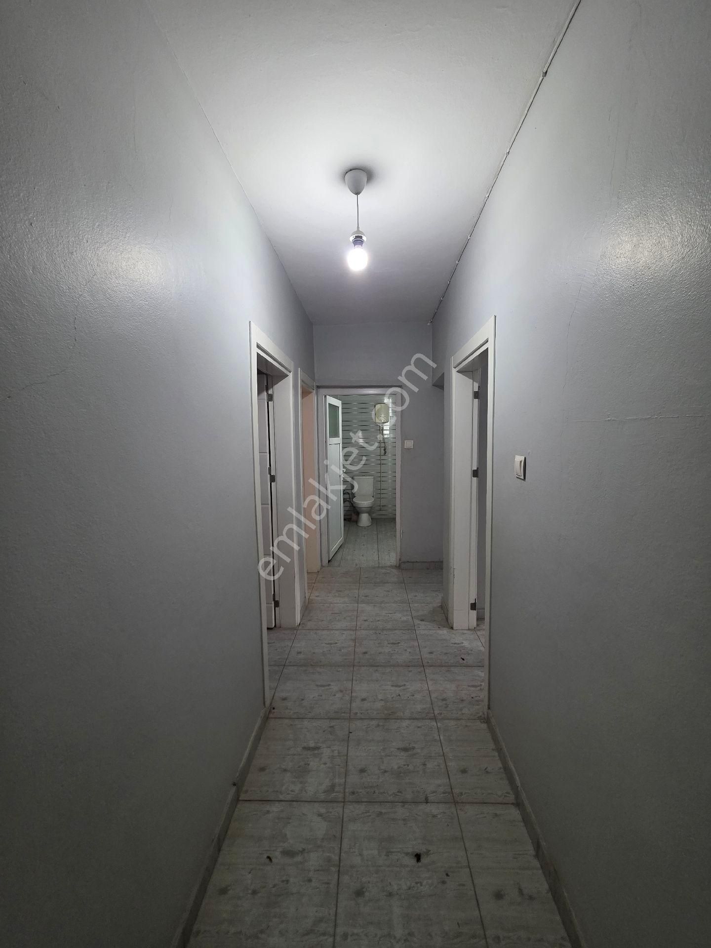 Yenibey Mahallesi307 M² Arsa İçinde 2+1 Bahçeli Müstakil Ev - Görsel 4