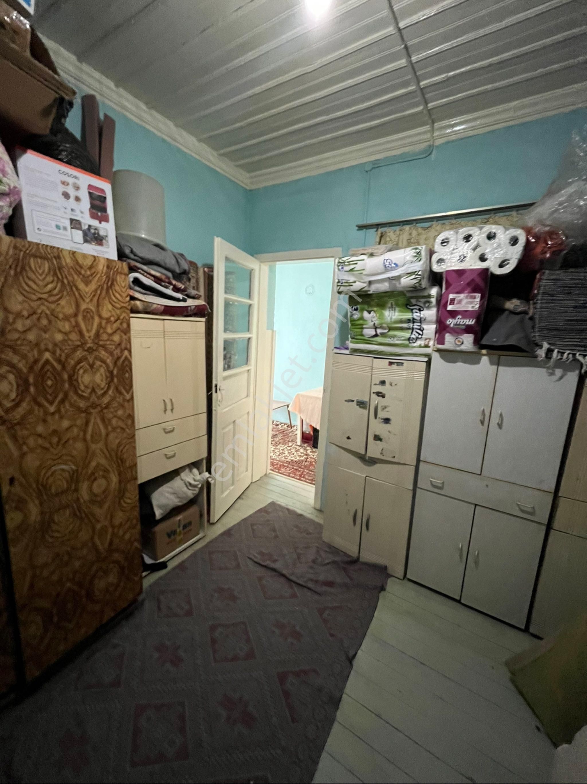 İzmir Konak İkiçeşmelik Cadde Üzerinde İki Katlı Satılık Ev - Görsel 27