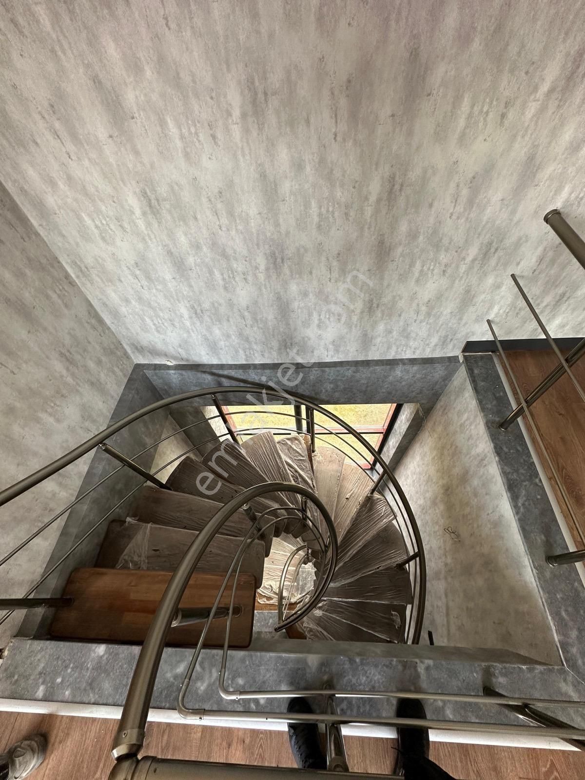 Turyap Foça'dan Reva Konaklarında Satılık 3+1 Lüks Villa - Görsel 10