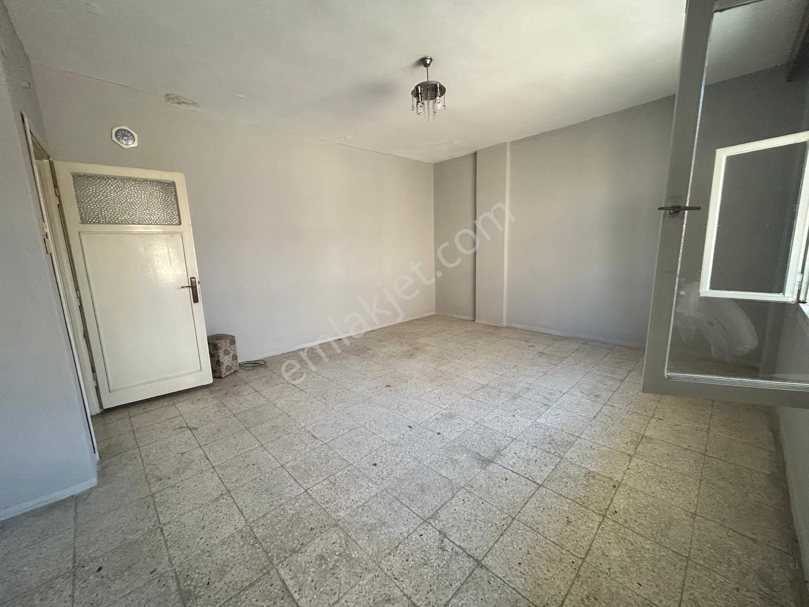 Tarsus Ck Emlak'tan Yeni Mah. 130 M2 , 2+1 Kiralık Müstakil Daire