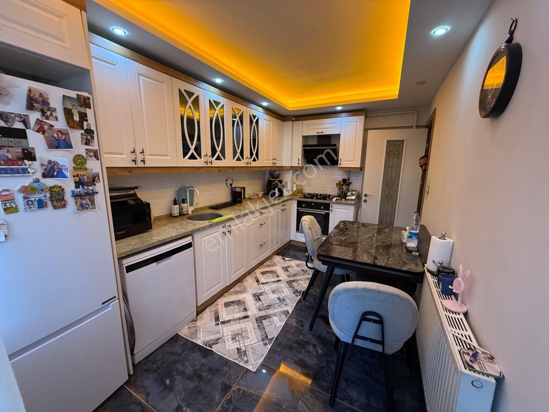 🏡 Peker Mahallesi 🏡 ✅3+1 120 M2 6 Katlının 2 Katı ❇️ Açık Mutfak