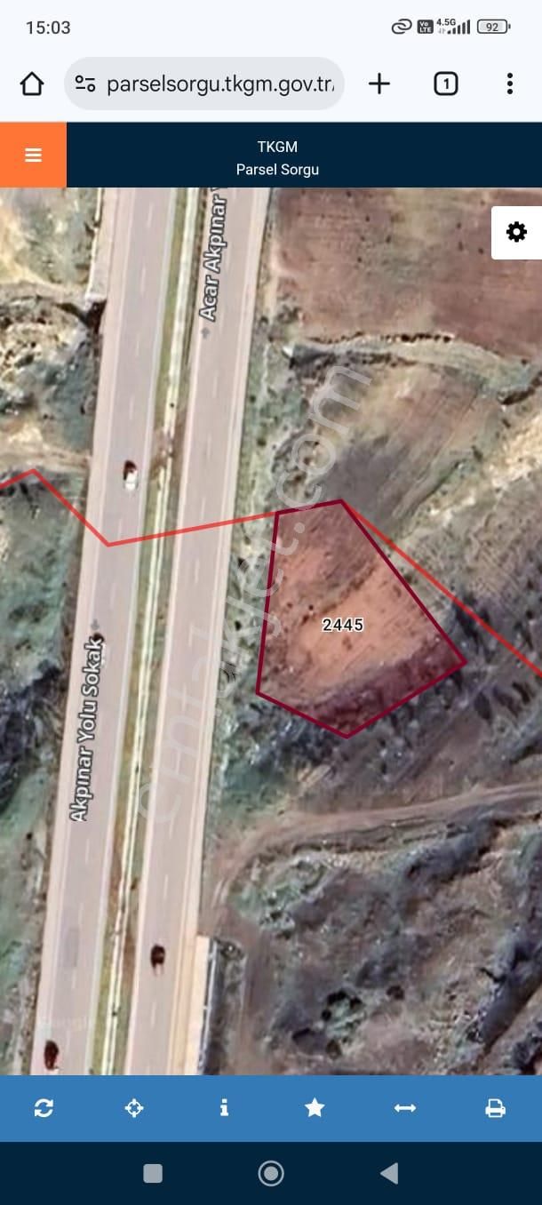 Ayyıldız Emlaktan 967 M2 Tarla Asvalt Yol Üzeri Bağ Evlik