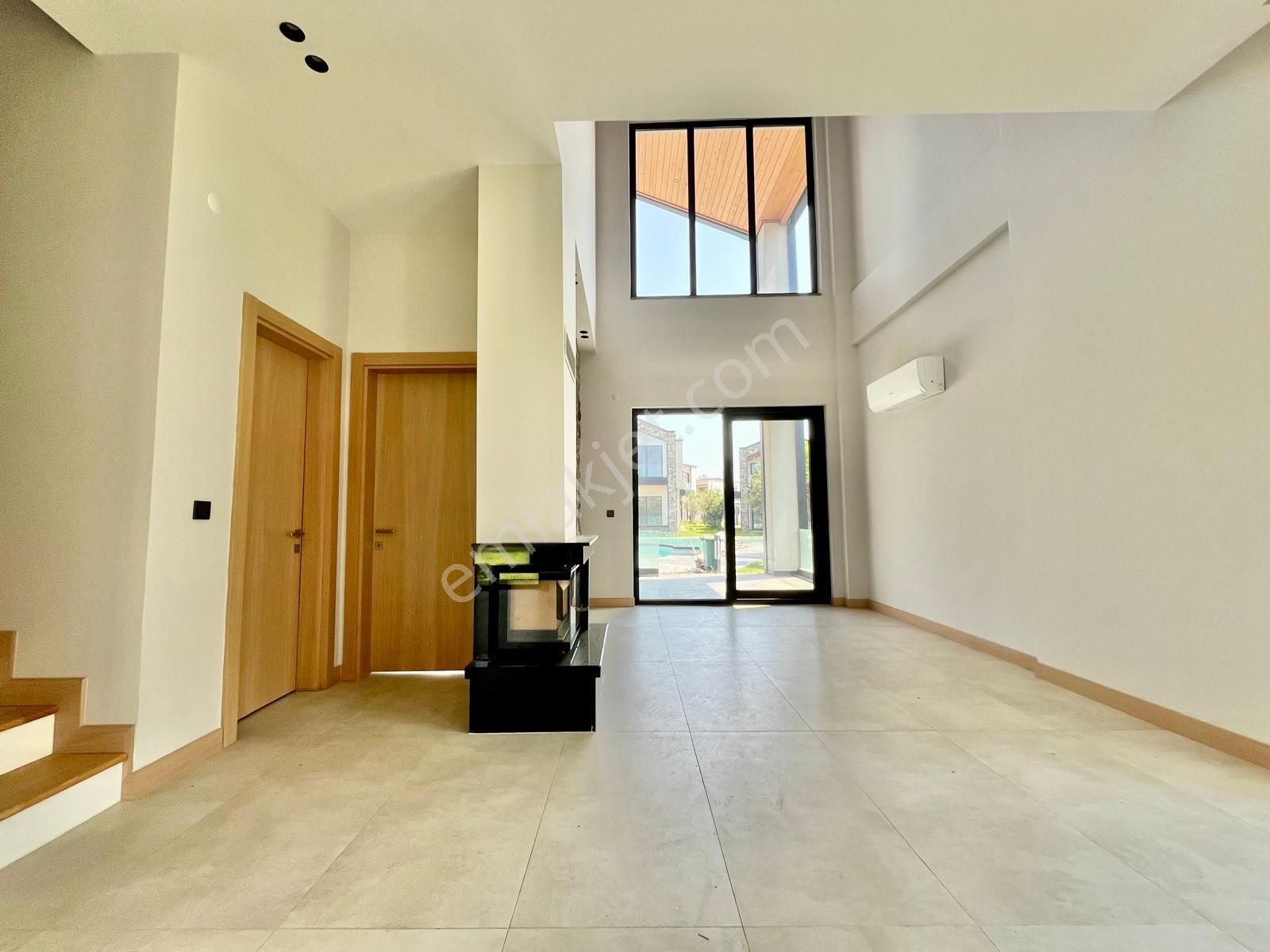 Gümüşden 405m² Arsa İçerisinde Tasarımıyla Göz Dolduran Müstakil - Görsel 19