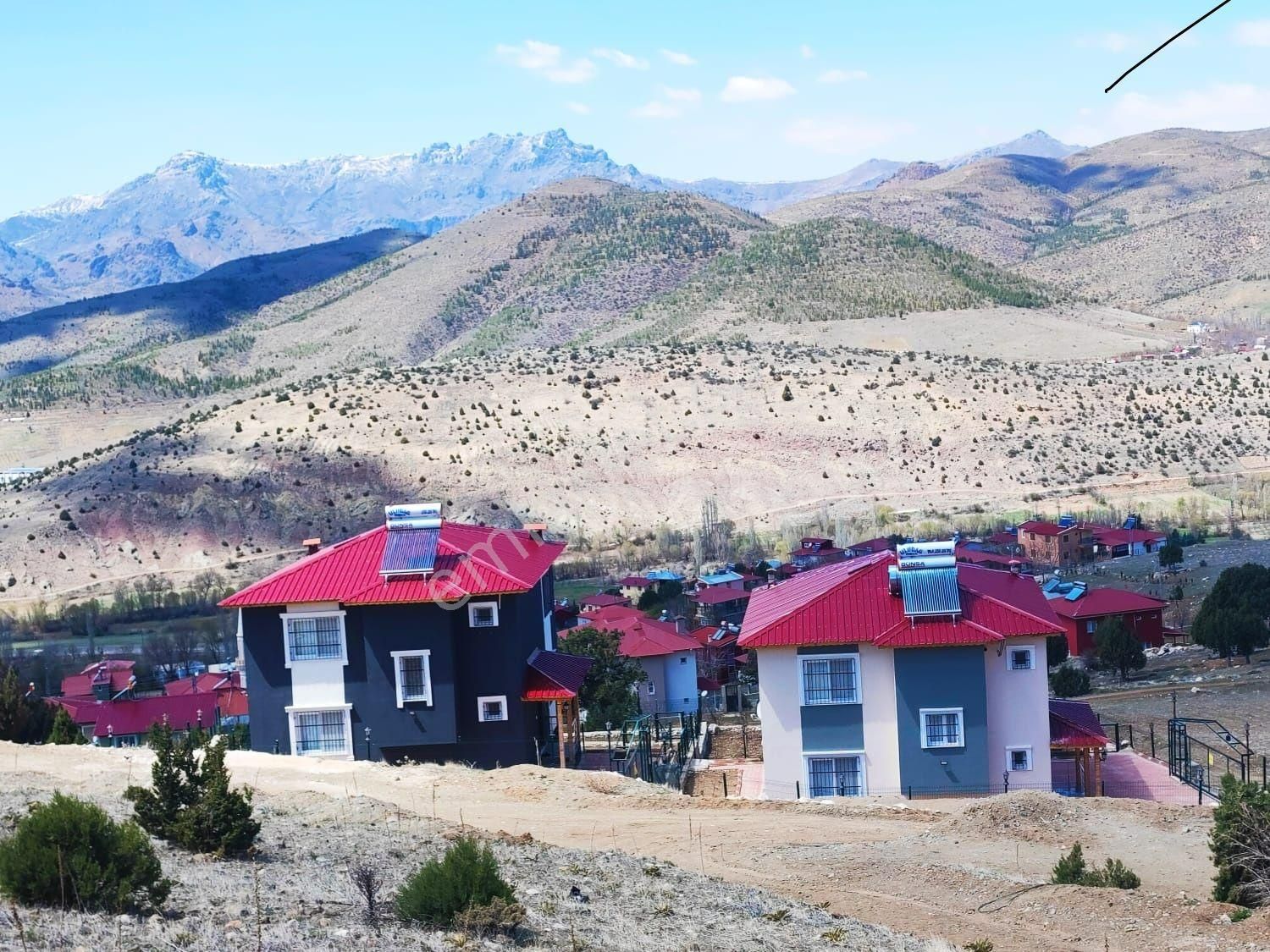 Pozantı Kar Emlaktan Aşçıbekirli Feneki Mevkiinde Satılık 400 M2 Arsa - Görsel 17