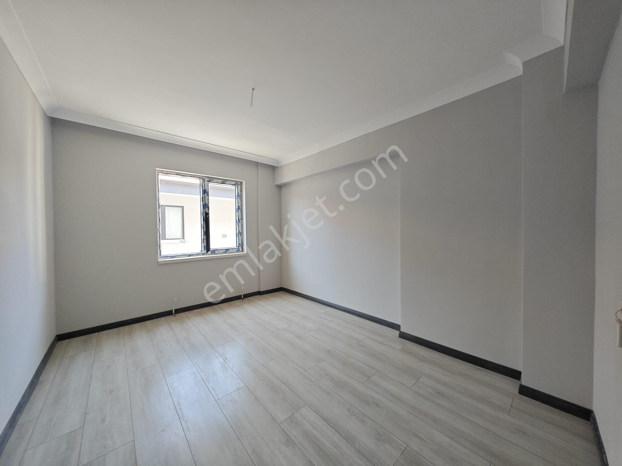 Başak'ta Full+full Yapılı E.banyolu Asansörlü Sıfır Bina 3+1 Katta Satılık Daire !! - Görsel 13