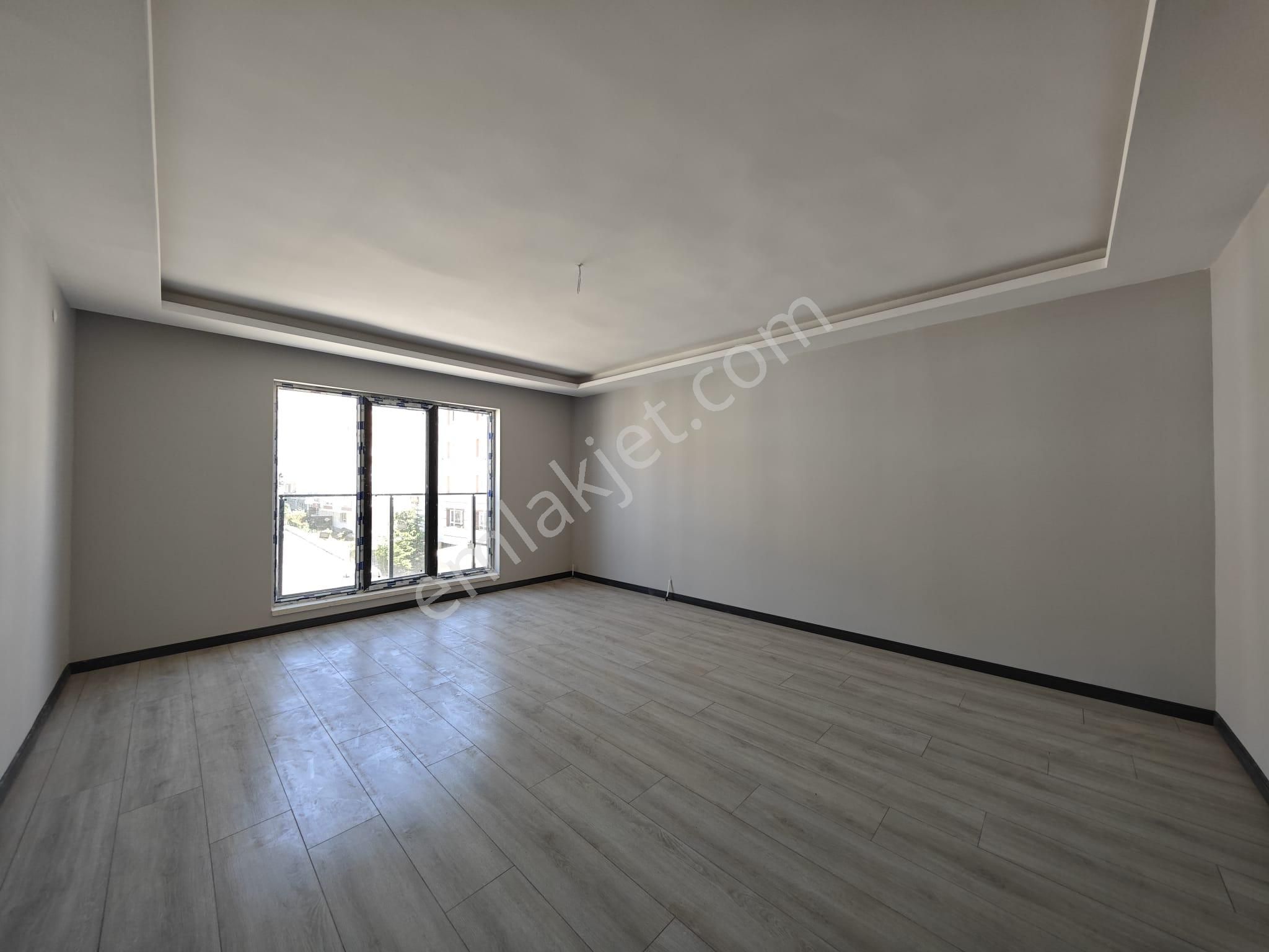 Başak'ta Full+full Yapılı E.banyolu Asansörlü Sıfır Bina 3+1 Katta Satılık Daire !! - Görsel 8