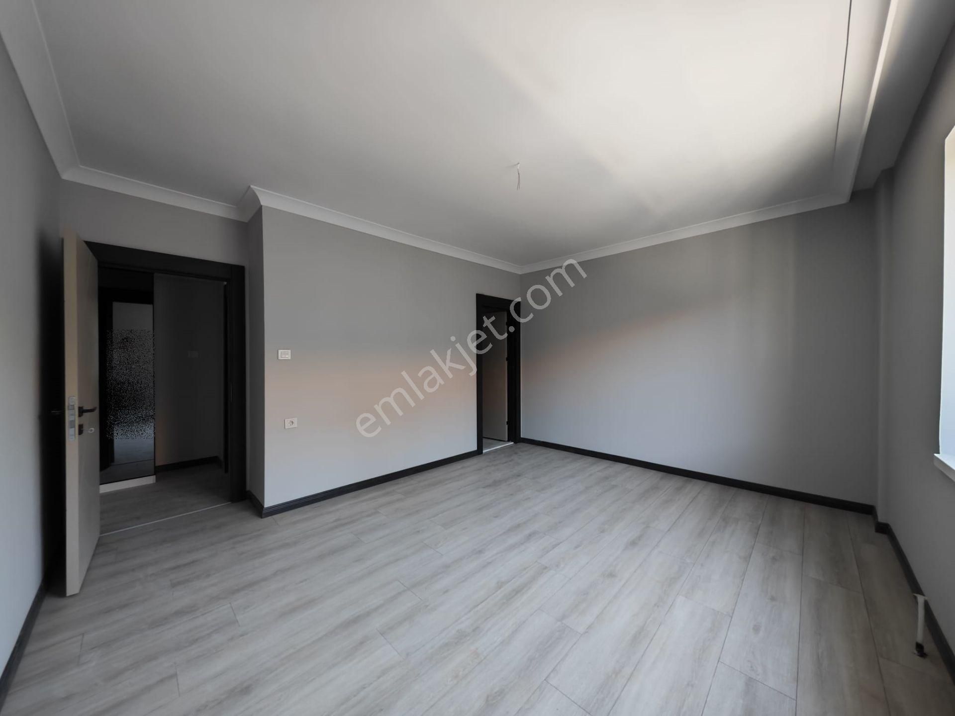 Başak'ta Full+full Yapılı E.banyolu Asansörlü Sıfır Bina 3+1 Katta Satılık Daire !! - Görsel 19