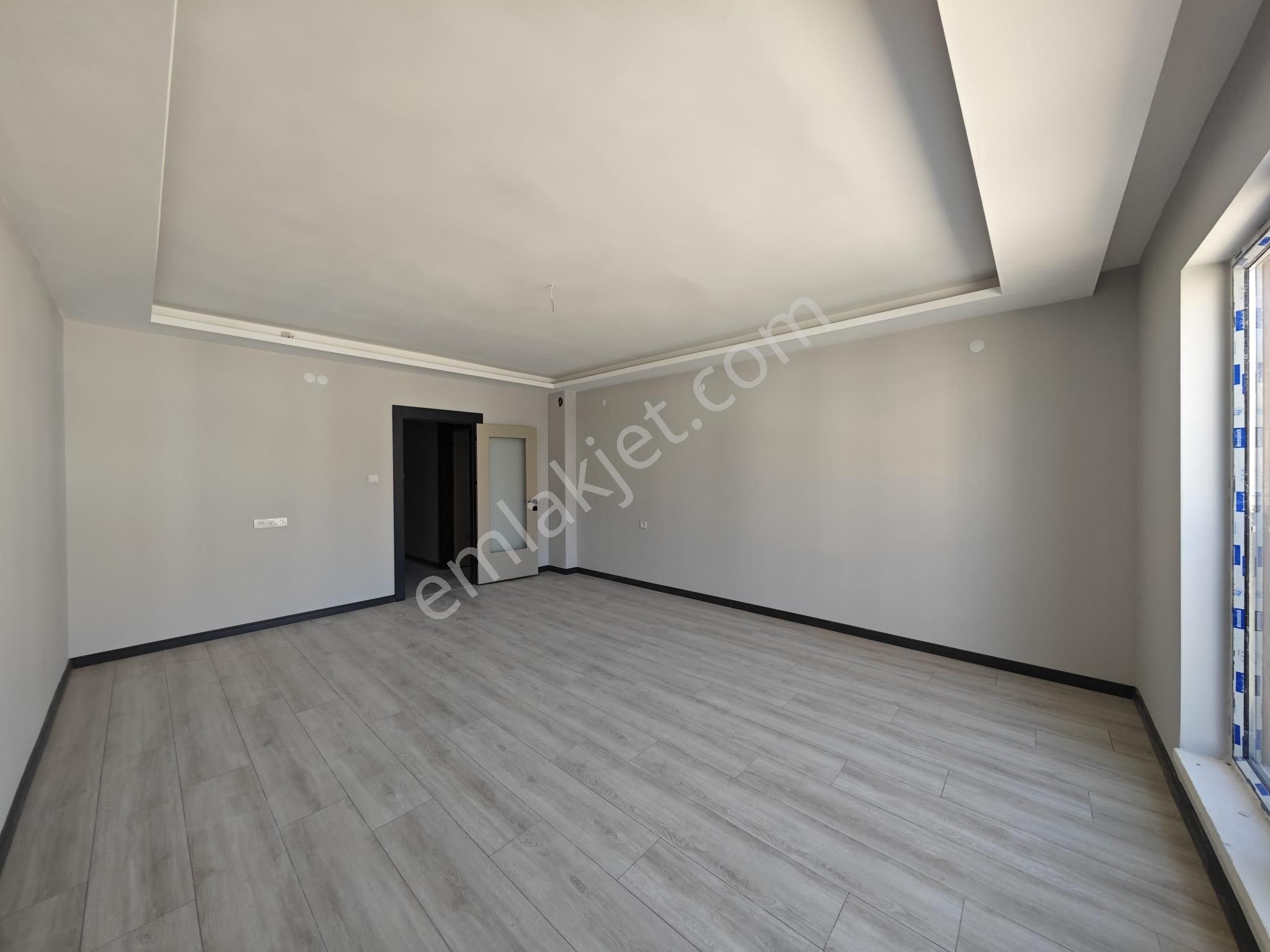 Başak'ta Full+full Yapılı E.banyolu Asansörlü Sıfır Bina 3+1 Katta Satılık Daire !! - Görsel 10