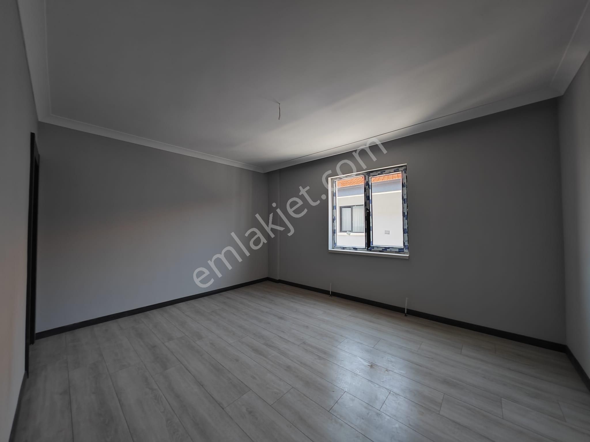 Başak'ta Full+full Yapılı E.banyolu Asansörlü Sıfır Bina 3+1 Katta Satılık Daire !! - Görsel 16
