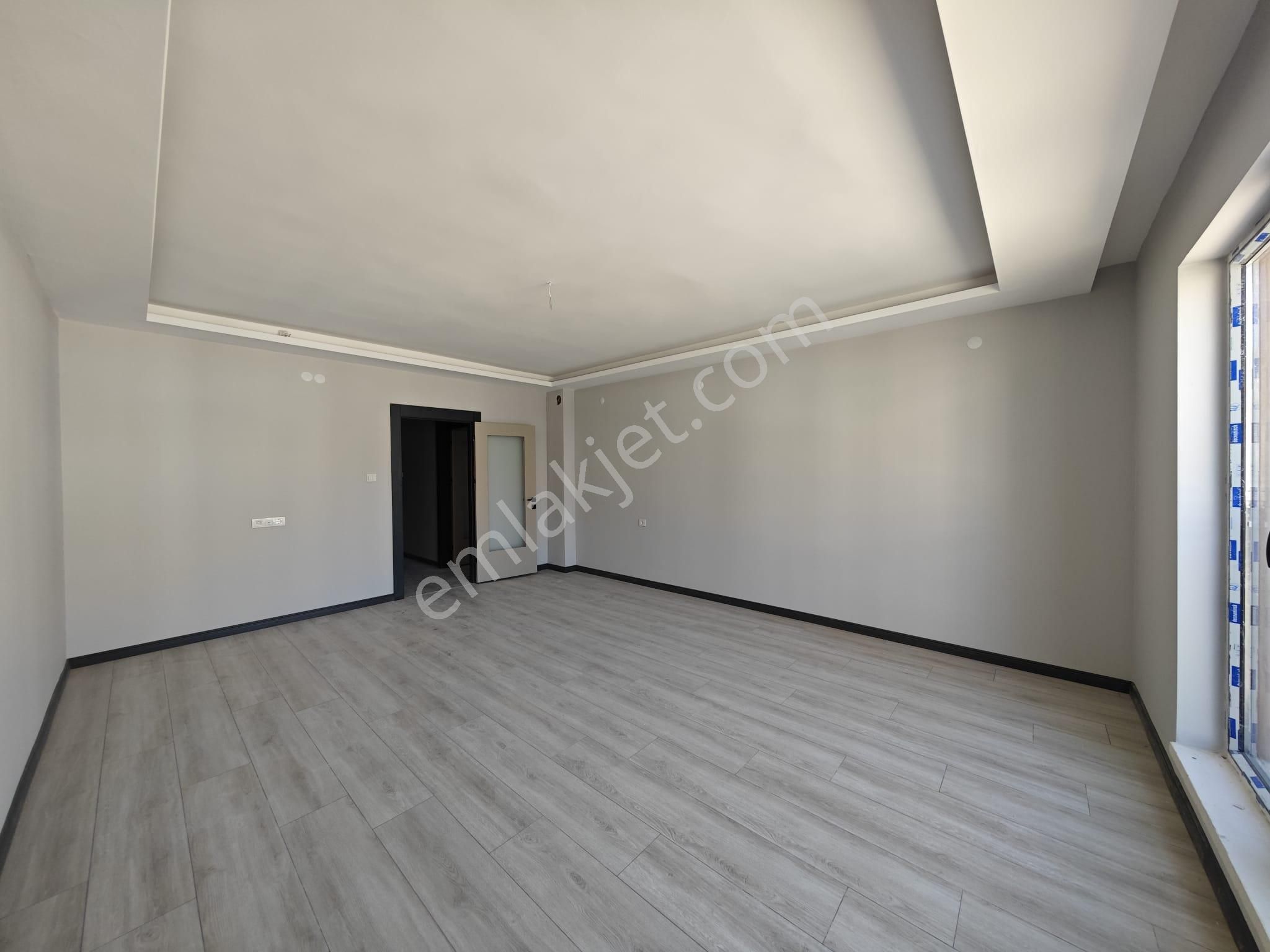 Başak'ta Full+full Yapılı E.banyolu Asansörlü Sıfır Bina 3+1 Katta Satılık Daire !! - Görsel 11