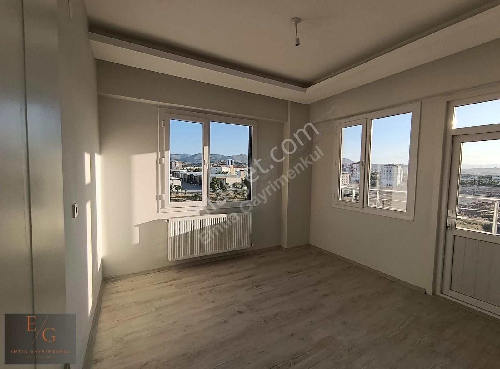 Emtia'dan Galericiler Sitesi Adıyaman Yolun'da 4+1 Sıfır Kiralık