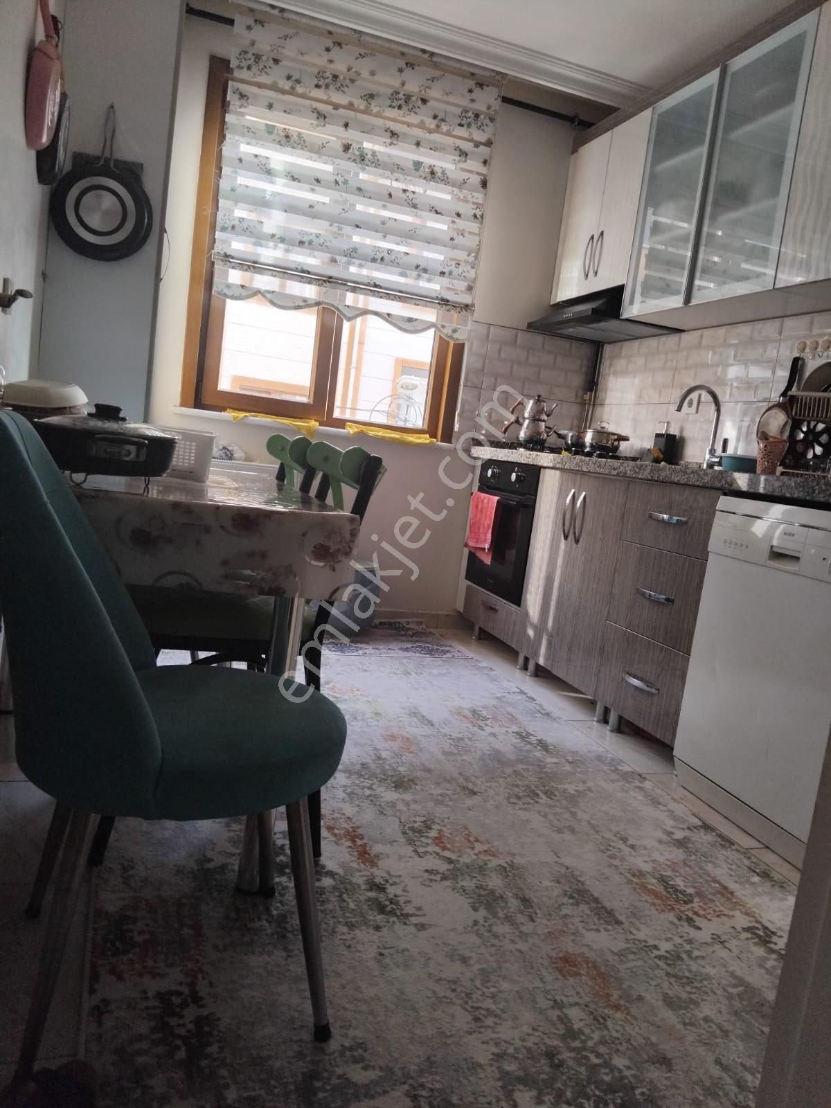 Sancaktepe Yenidoğan Safa Mah. 2+1 Asansörlü Satılık Arakat Daire