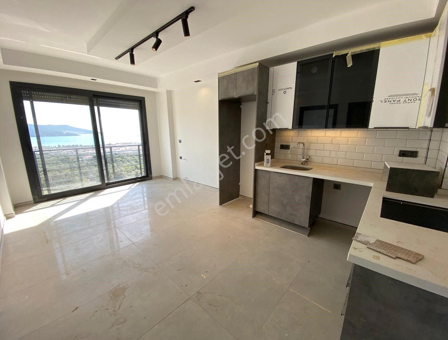 Didim Akbük'te 1+1 Full Deniz Manzaralı Daire