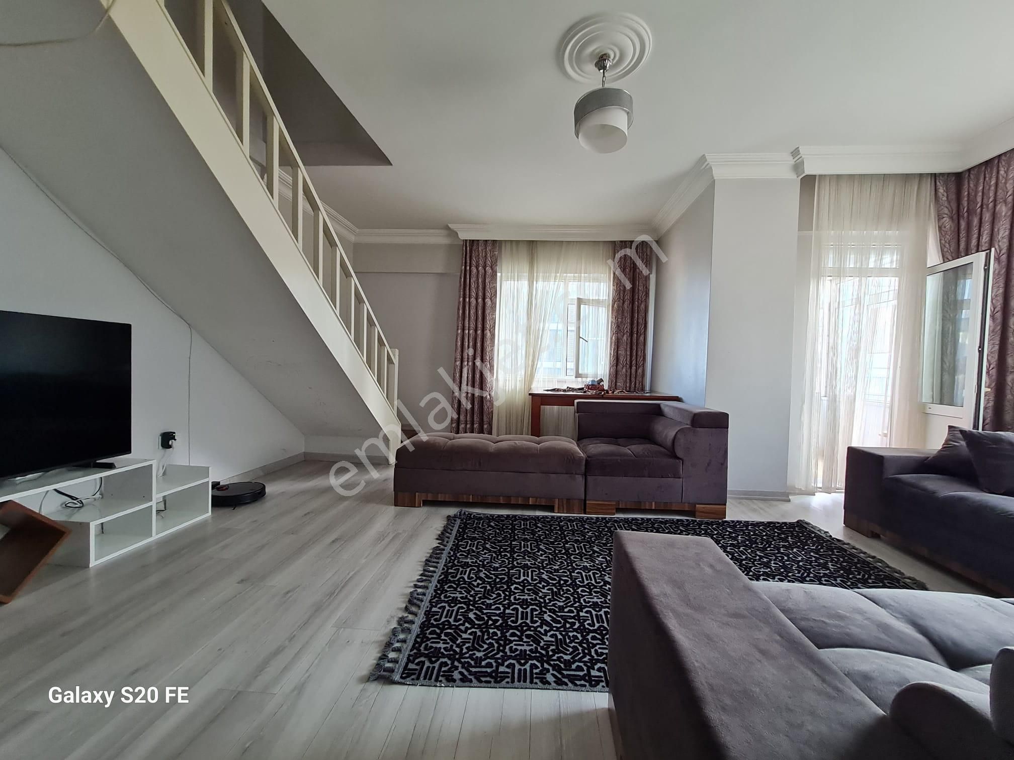 Oryaştan Ataşehir İnönüde,2 Ayrı Daire Şeklinde 250m2 4+2 Dublex