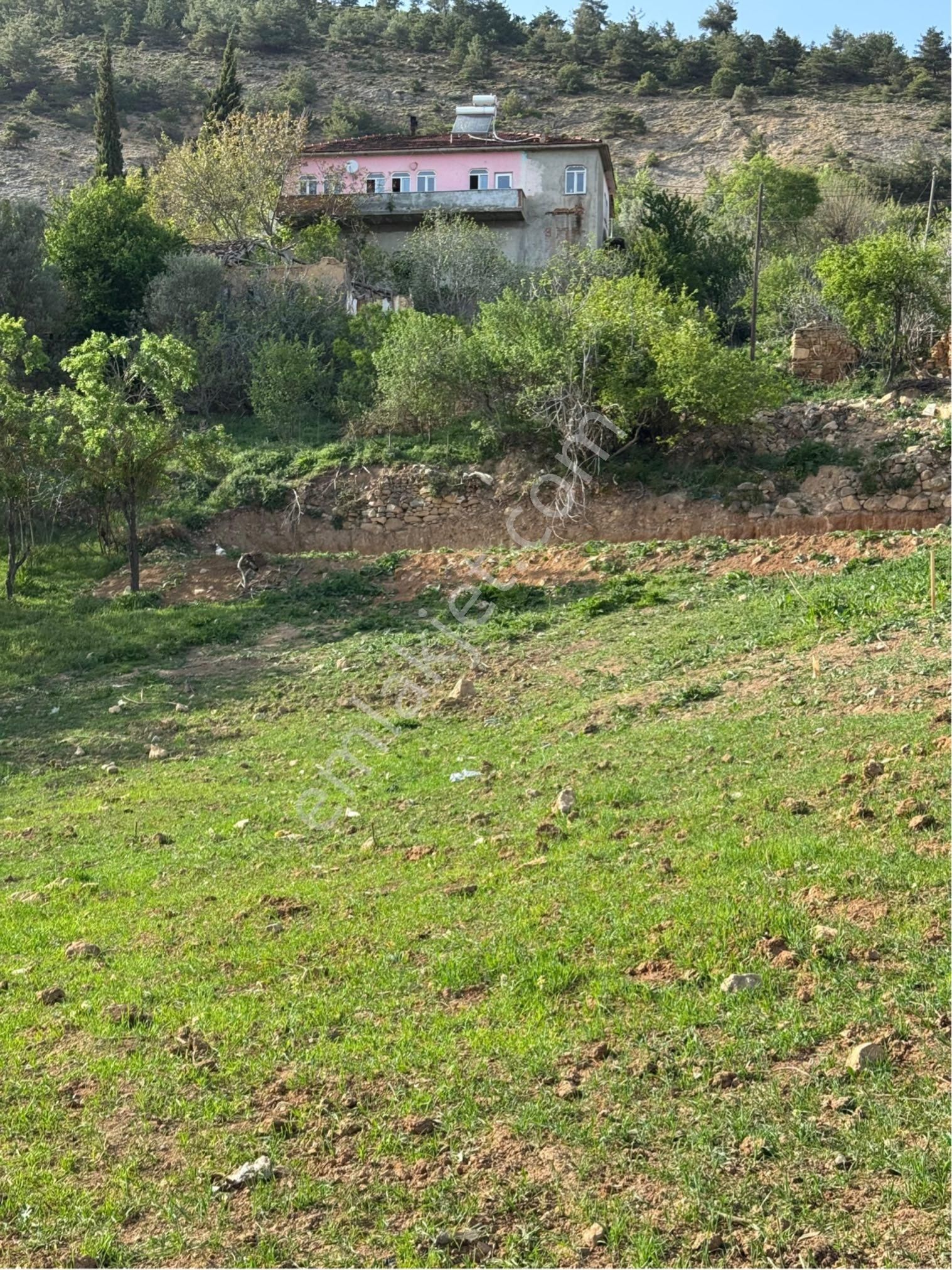 Sakarya Geyve Hisarlık’da 345m2 %40 Konut İmarlı Arsa