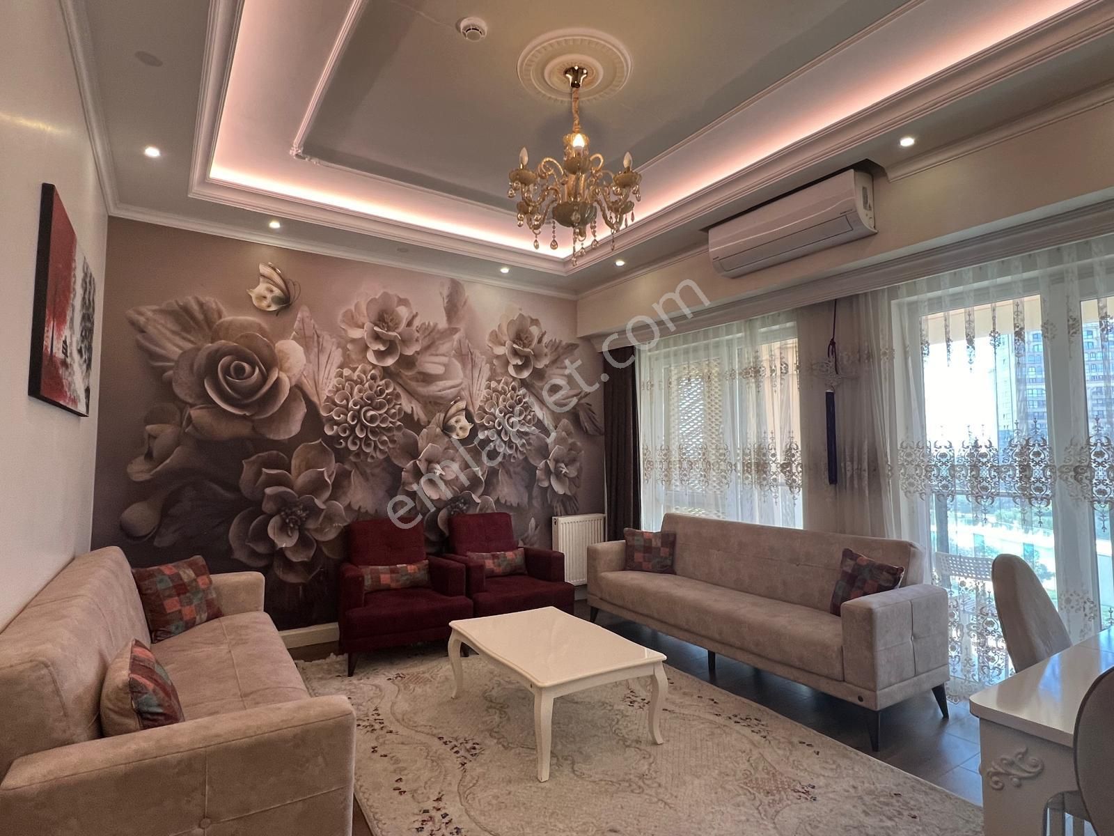 Kiptaş Venezia Mega'da Satılık 2+1 Full Eşyalı Boş Balkonlu Oturuma Hazır Daire