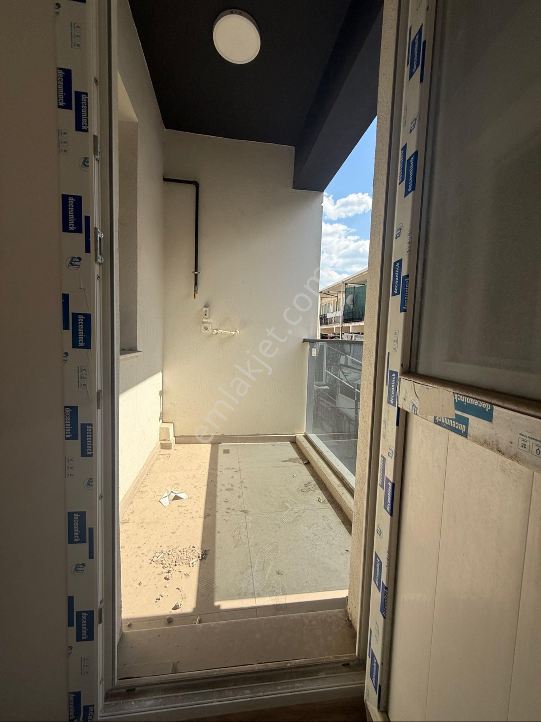 Bornova Mevlana’da Sıfır 2+1 – 3. Kat – Kapalı Otoparklı – Modern, Ferah Ve Konforlu Daire! - Görsel 12