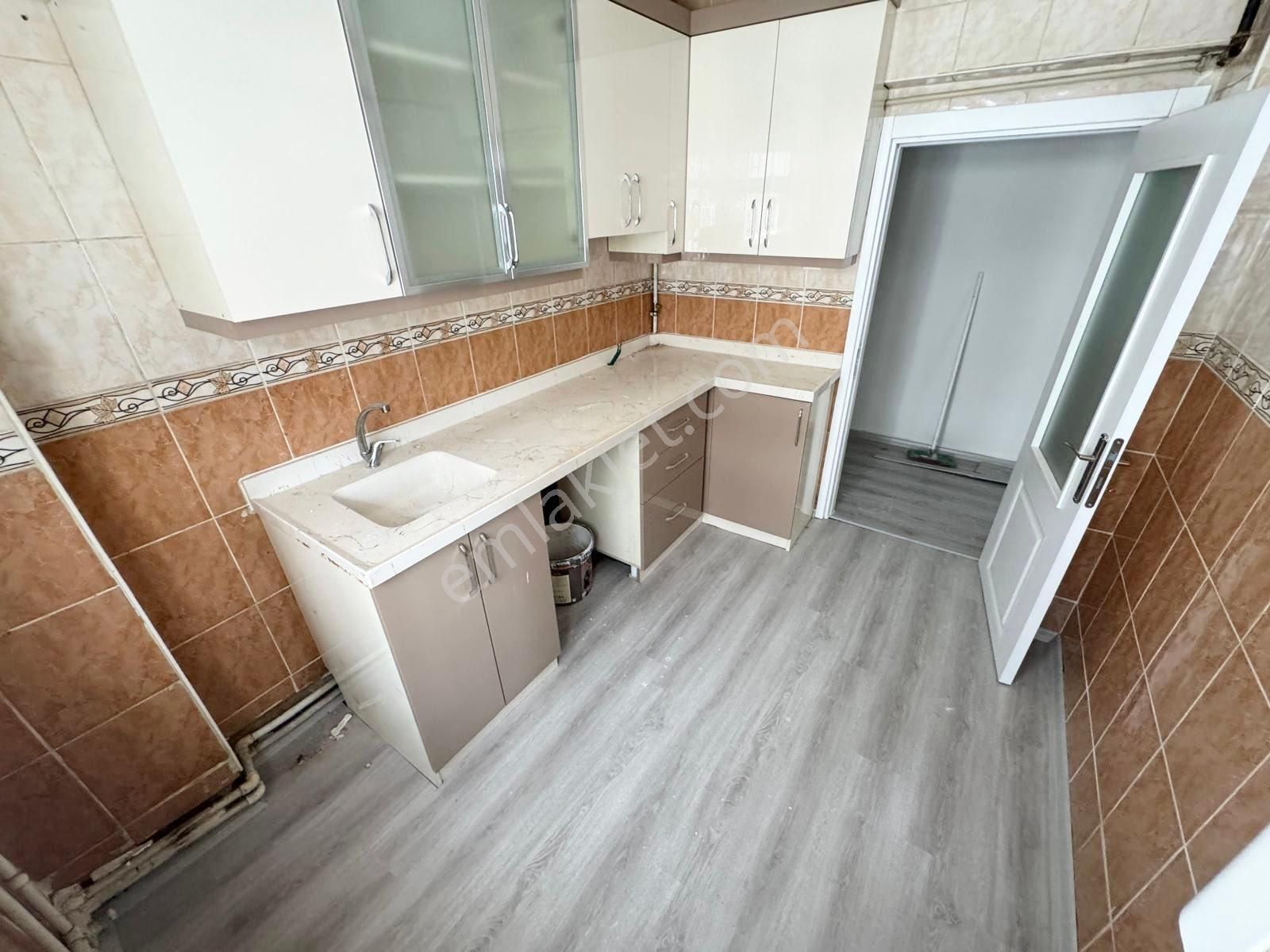 Sıla'dan Mareşal'de 2+1 Bağımsız Yapılı Yüksek Giriş Daire!