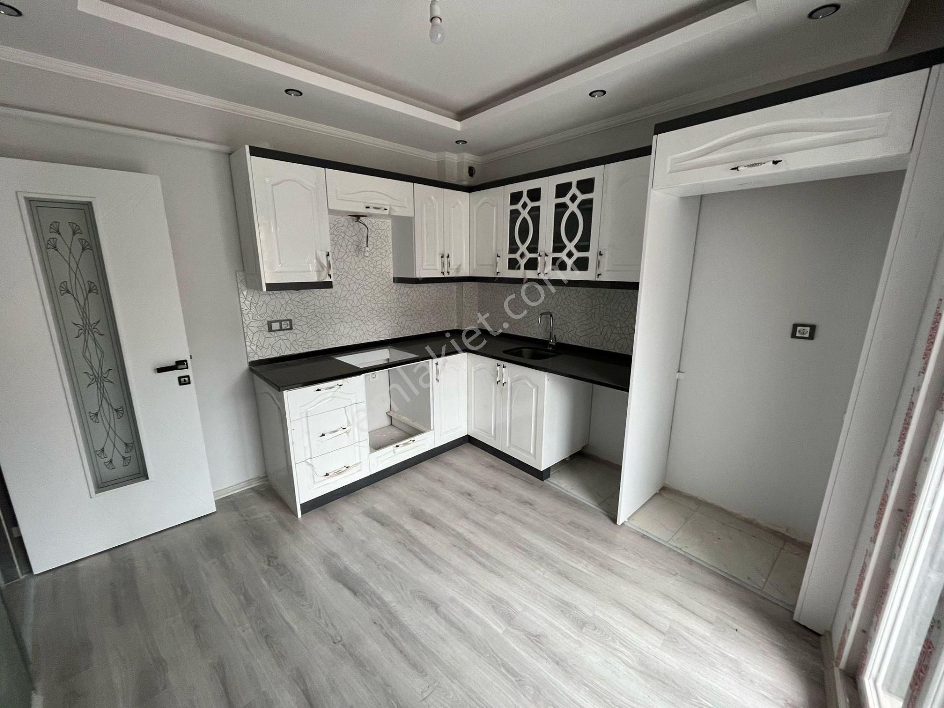 🏡 Sakarya Mahallesi 🏡 ✅3+1 120 M2 6 Katlının 5 Katı ❇️ Açık Mutfak