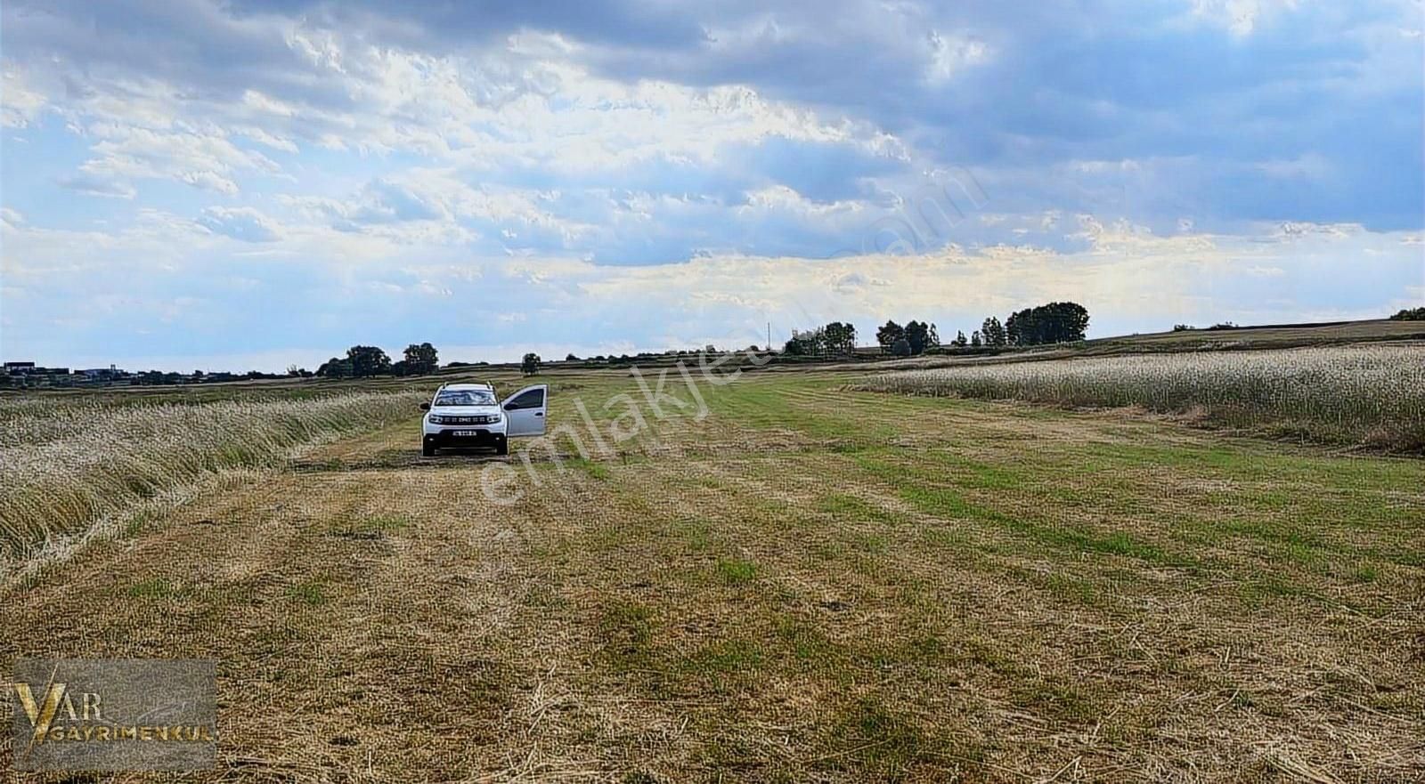 Tekirdağ Saray Beyazköyde Satılık Harika Konumda 255 M2 Hisse