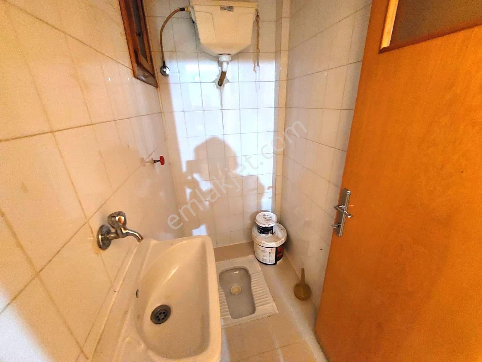 Kuşadası Merkezde Arakat 2+1 Kiralık Daire - Görsel 16
