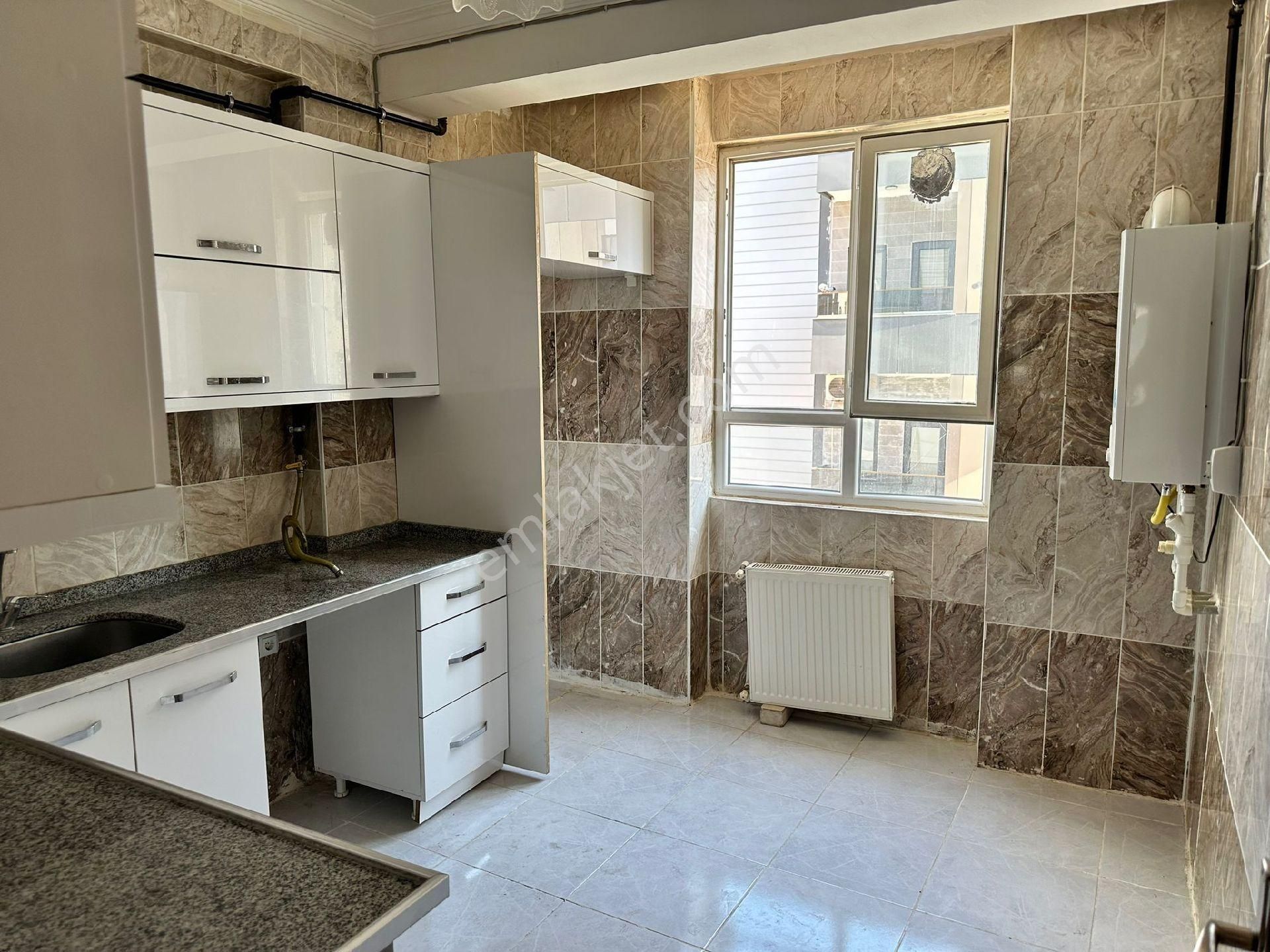 Karaköprü Seyrantepede Satılık Full 3+1 Arakat Daire