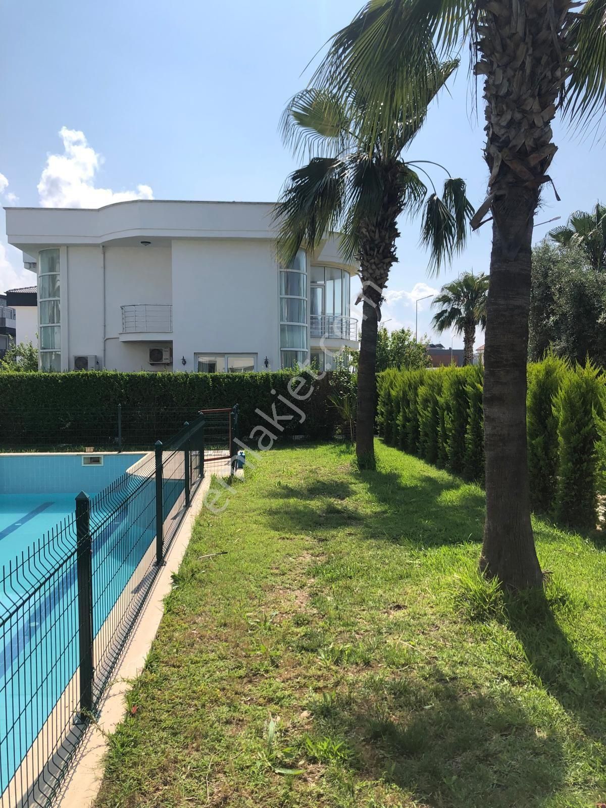 Belek Denize Yakın Merkezi Konumda Satılık 4+1 Villa Müstakil Bahçe-havuz - Görsel 10