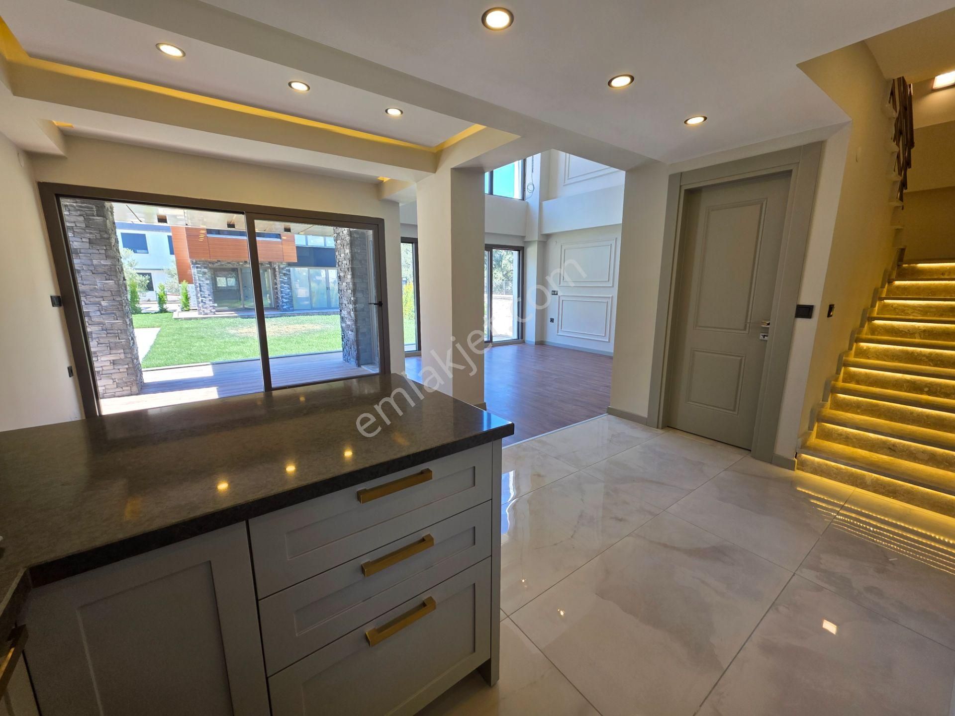 Vahdet'ten Güre'de Lüks Ve Konforun Buluştuğu 4+1 Loft Villa !!! - Görsel 10