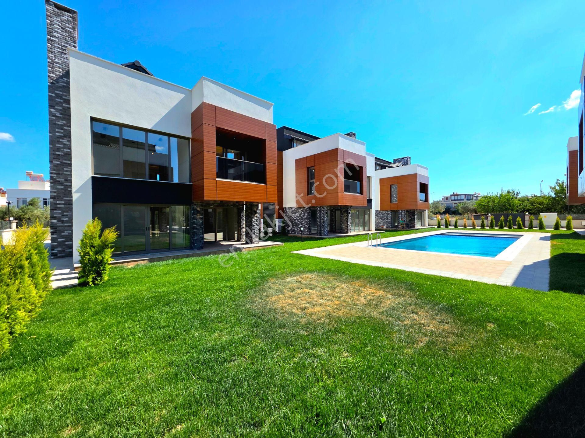 Vahdet'ten Güre'de Lüks Ve Konforun Buluştuğu 4+1 Loft Villa !!! - Görsel 6