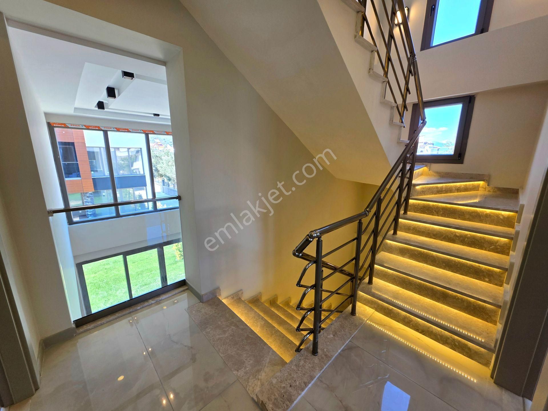 Vahdet'ten Güre'de Lüks Ve Konforun Buluştuğu 4+1 Loft Villa !!! - Görsel 19