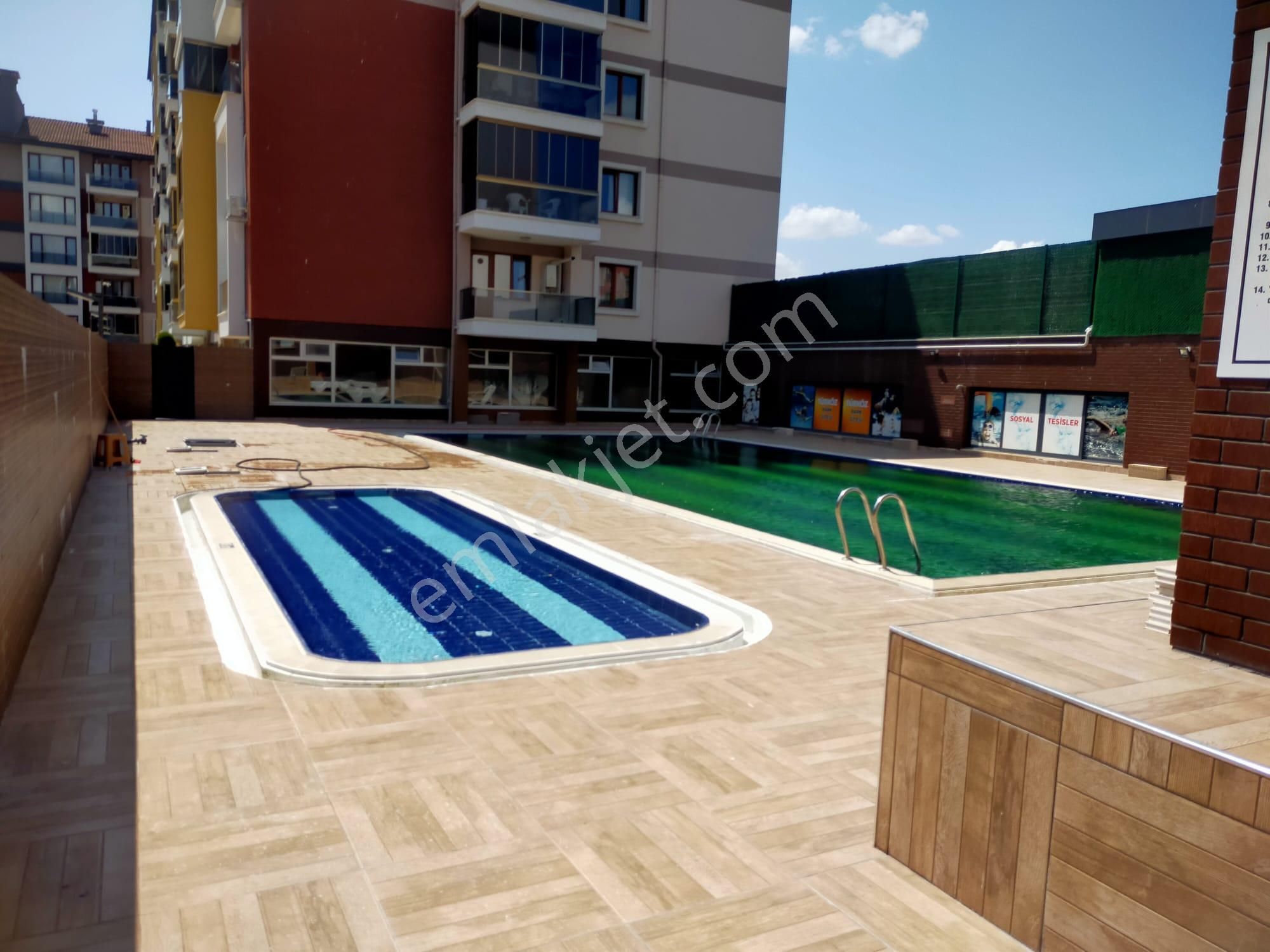 Türöz Park'da Kaçırılmayacak 1+1 Kiralık Daire
