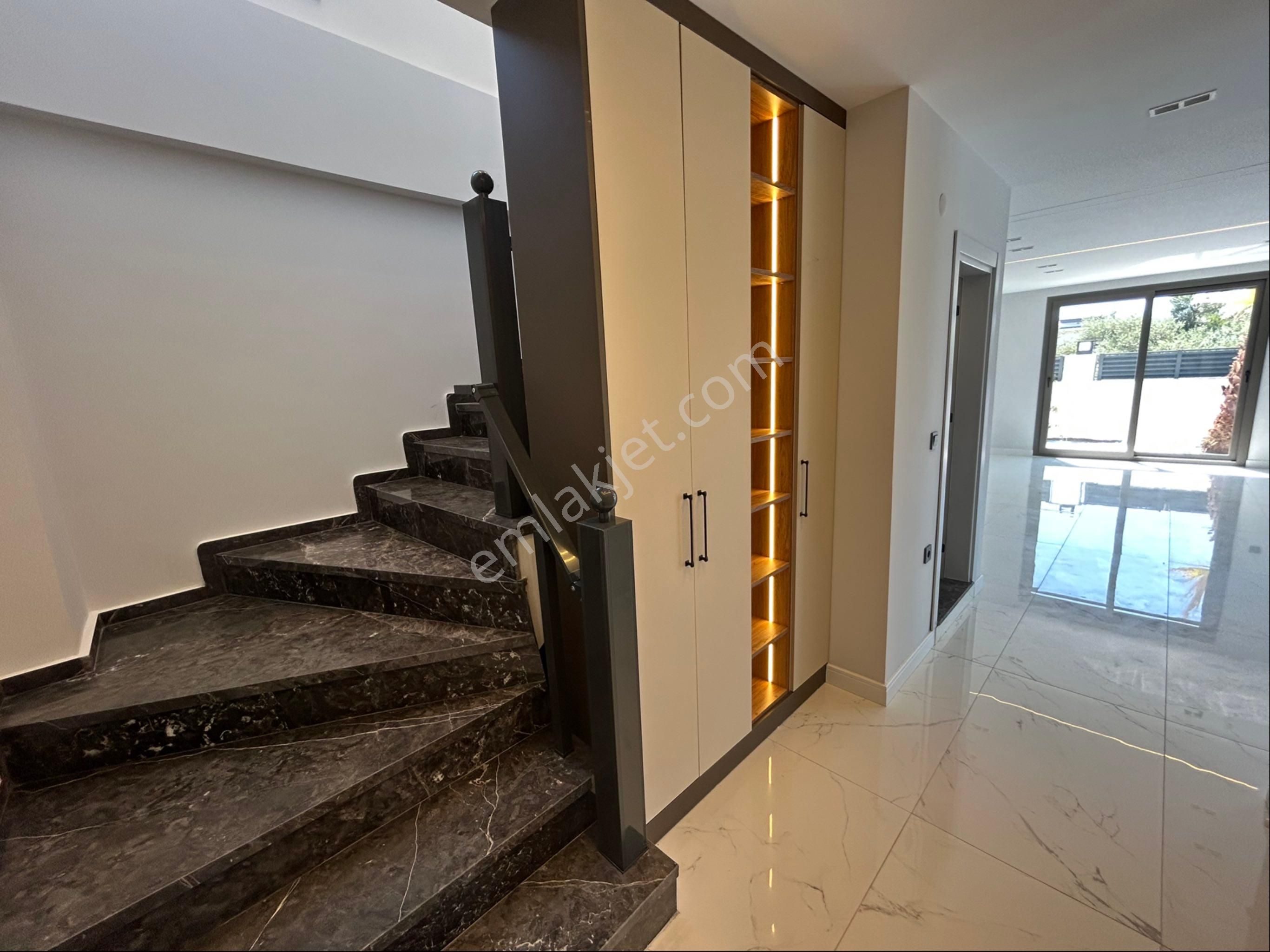 Didim Akbükte Havuzlu Villa - Görsel 26