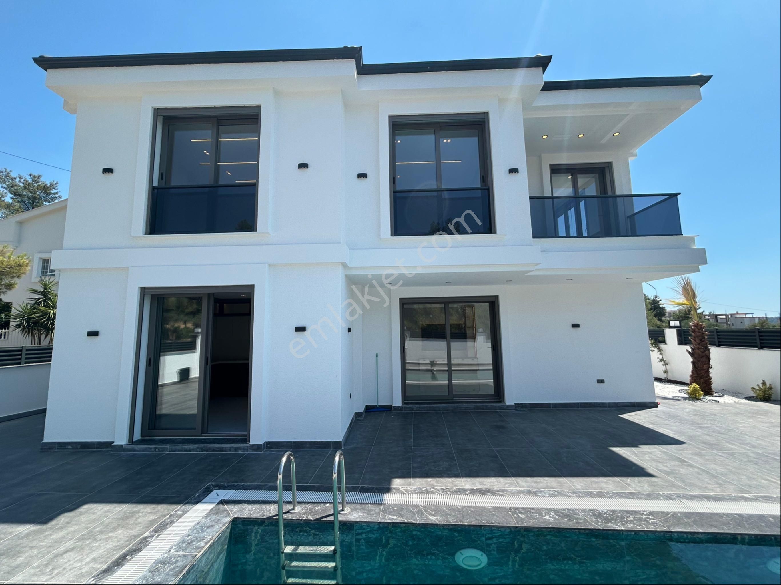Didim Akbükte Havuzlu Villa - Görsel 4