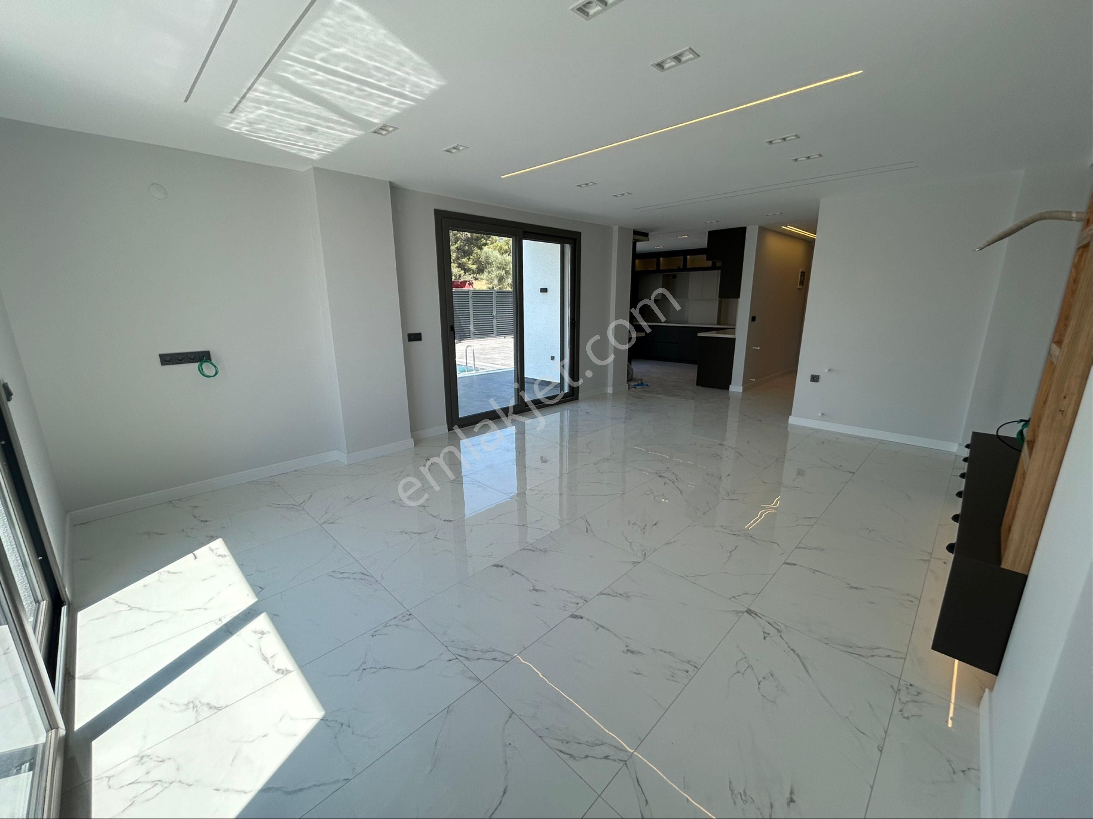 Didim Akbükte Havuzlu Villa - Görsel 21