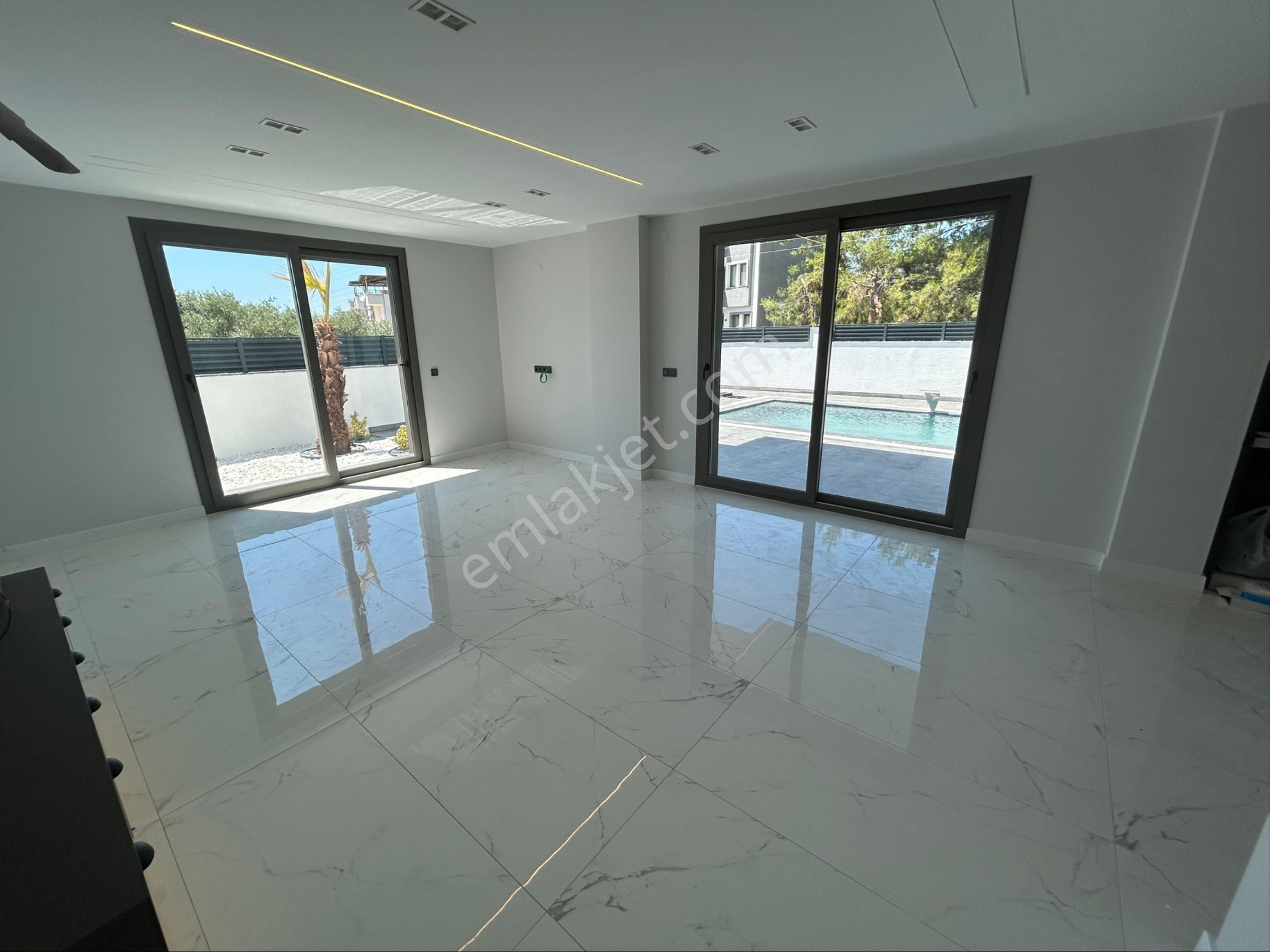 Didim Akbükte Havuzlu Villa - Görsel 17