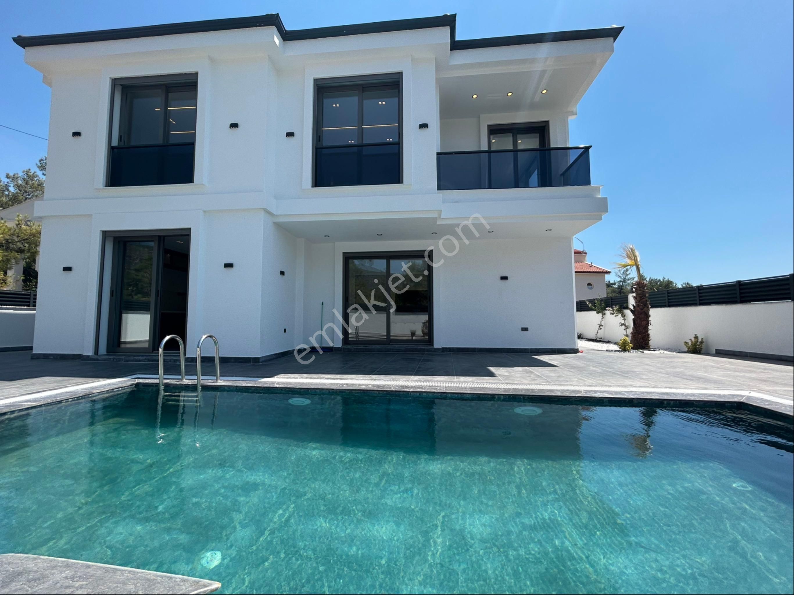 Didim Akbükte Havuzlu Villa - Görsel 10