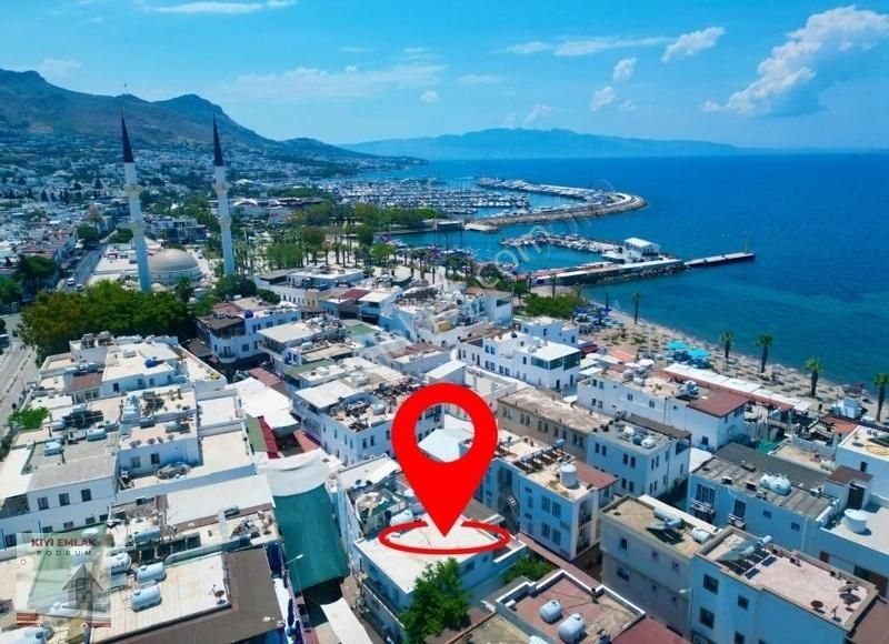 Turgutreis Sahilde Denize 50m Satılık 1+1 Eşyalı Daire